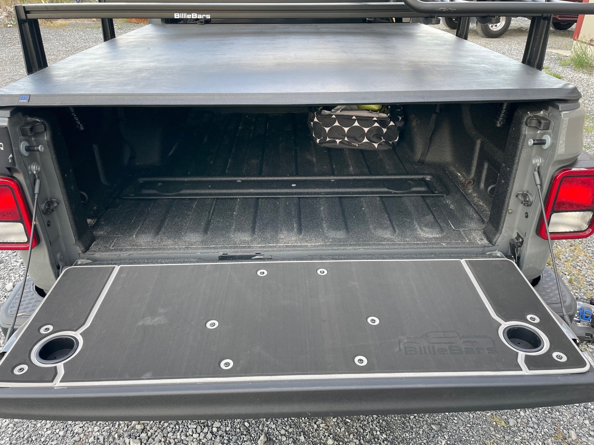 BillieBars Tailgate Cover – Gladiator (2019–2026)