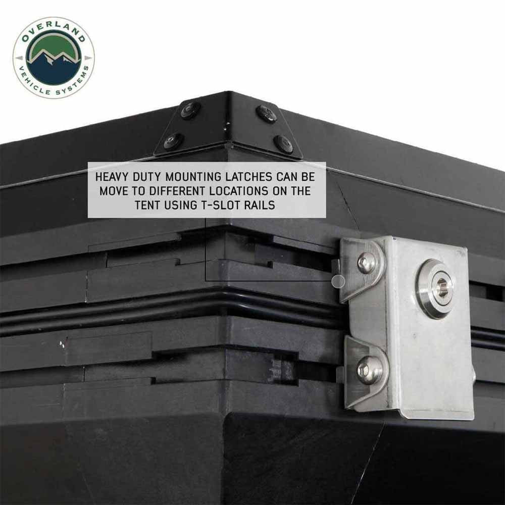 Sidewinder Aluminum Side Opening Roof Top Tent latch
