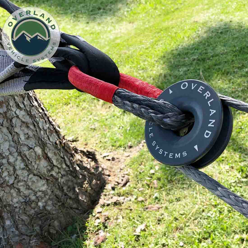 Recovery Ring 4.00" 41,000 lb. Gray With Storage Bag in use