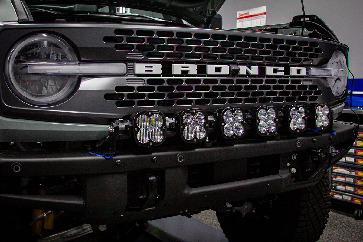 6 XL Linkable LIght Bar Kit Plastic Bumper Mount w/Upfitter 21-Up Ford Bronco