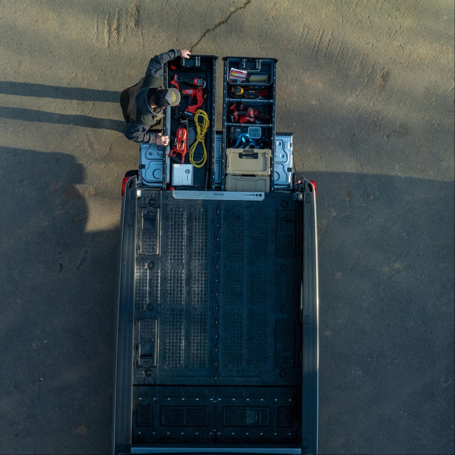 [XF6LF, XF7LF, XG10LF, XG5LF, XG9LF, XR5LF, XS4LF, XS5LF] A bird's eye view of the Drawer System for 8' truck beds. The storage solution comes with a 6.5 foot Drawer System and the 8' Load Floor that adds more deck length to fill the entire 8' bed.