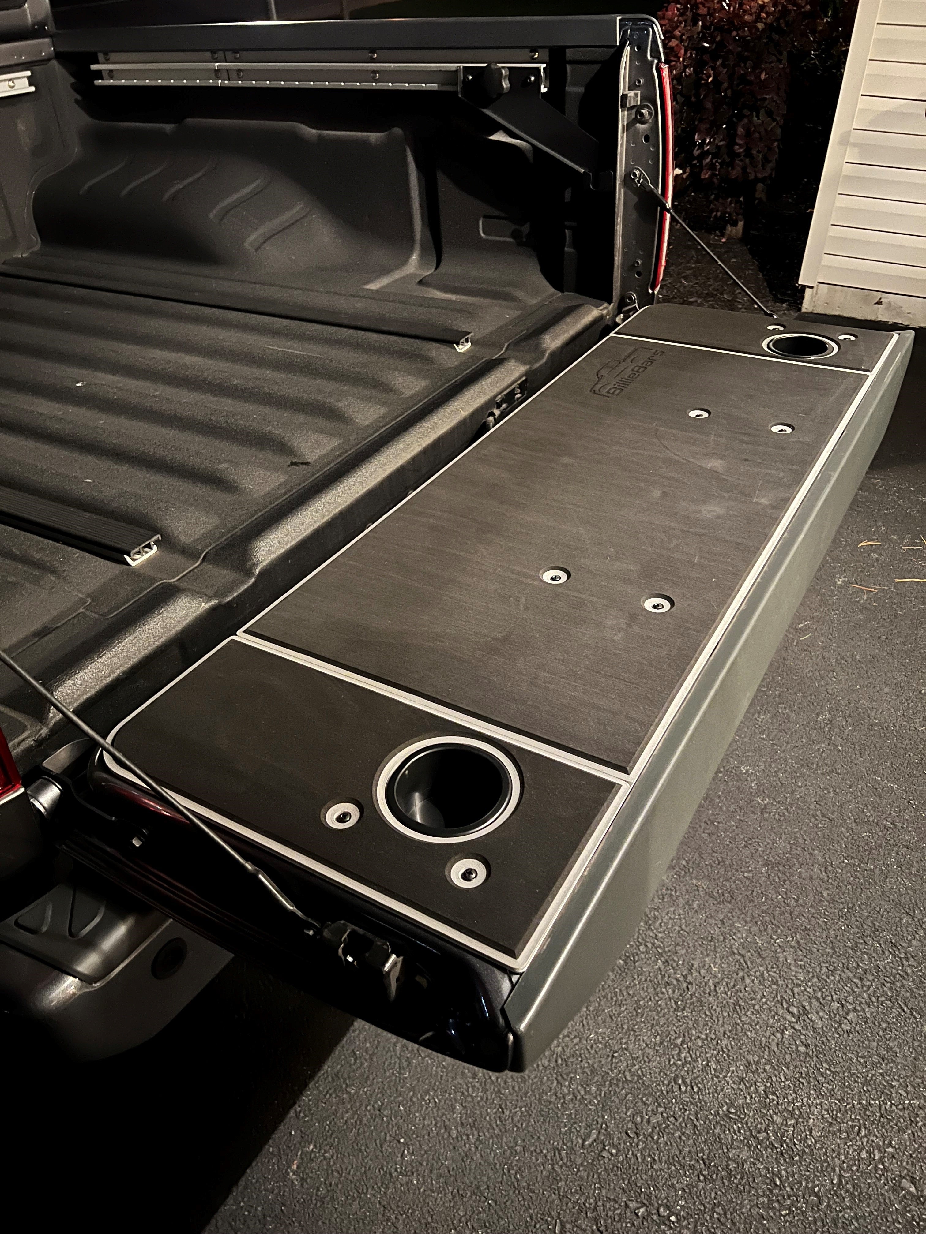 BillieBars Tailgate Cover – Nissan Frontier (1997–2021)