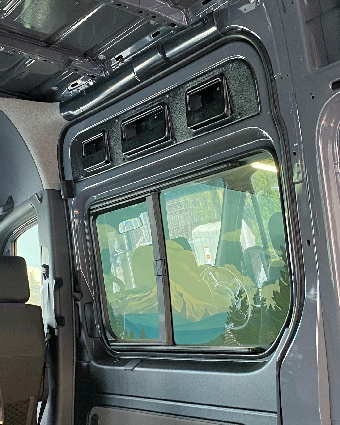 Slider Stash Sliding Door Storage Pocket for Mercedes Sprinter High Roof (907 & 906)