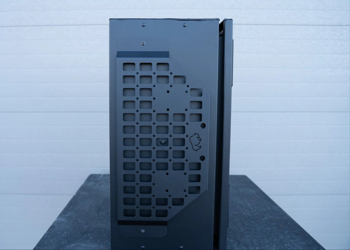 ROAMBUILT Universal Aluminum Storage Box