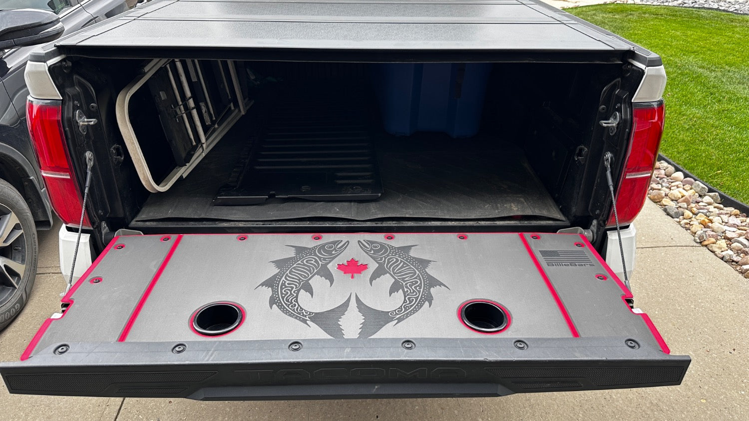 Custom Tailgate Cover