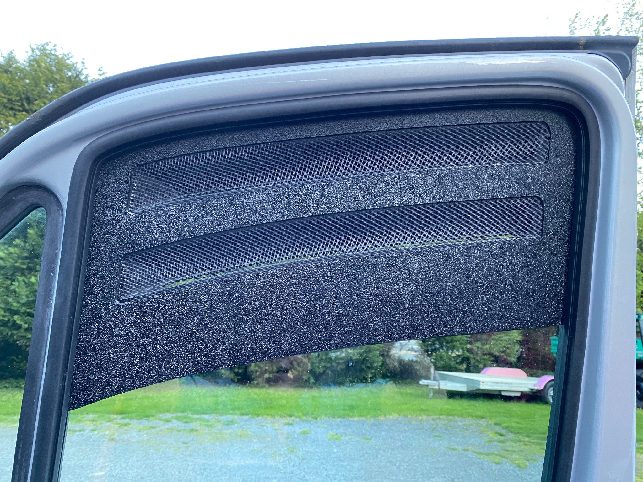 No-See-Um Bug Barrier Window Vent for Sprinter, Transit & ProMaster Vans