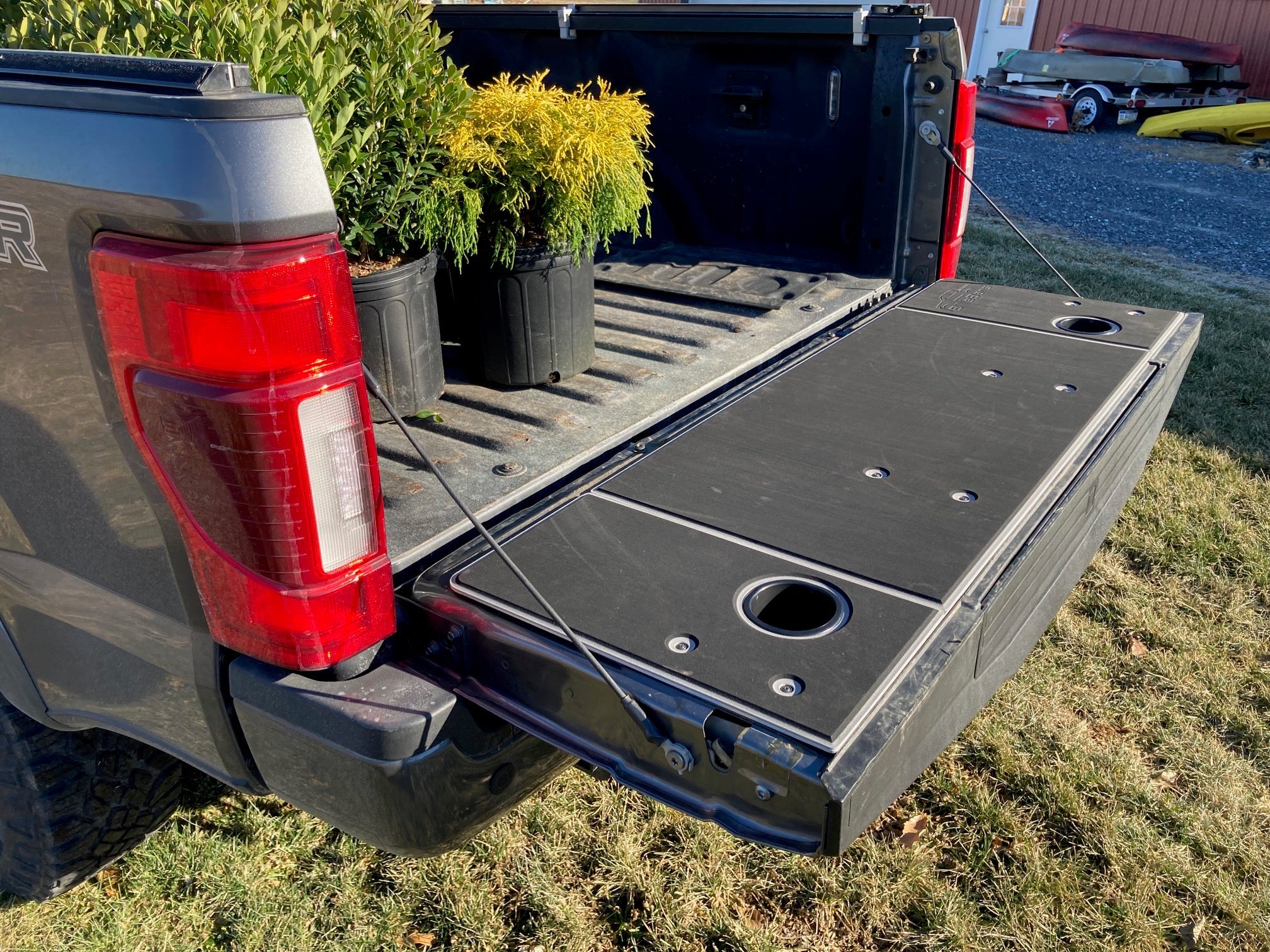 BillieBars Tailgate Cover – F250 / F350 Super Duty (2017–2022)