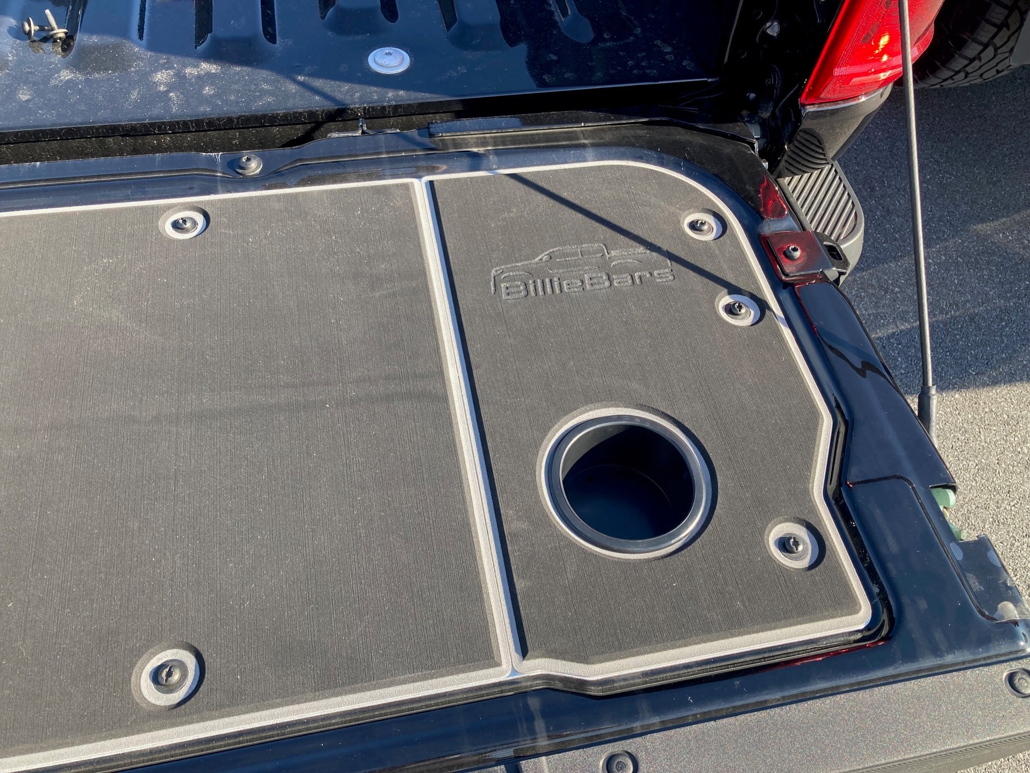 BillieBars Tailgate Cover – Ford F-150 Workbench Tailgate