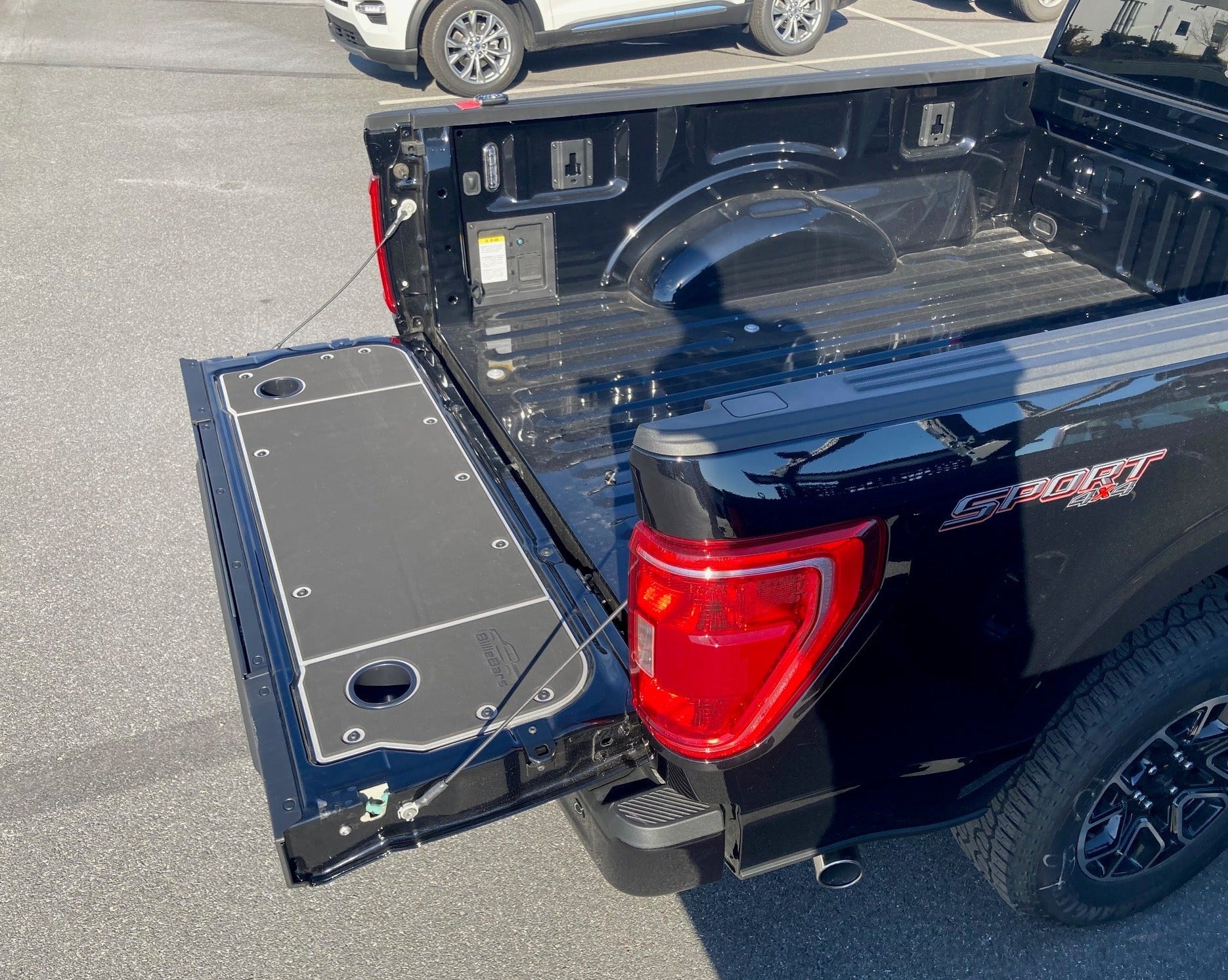 BillieBars Tailgate Cover – Ford F-150 Workbench Tailgate