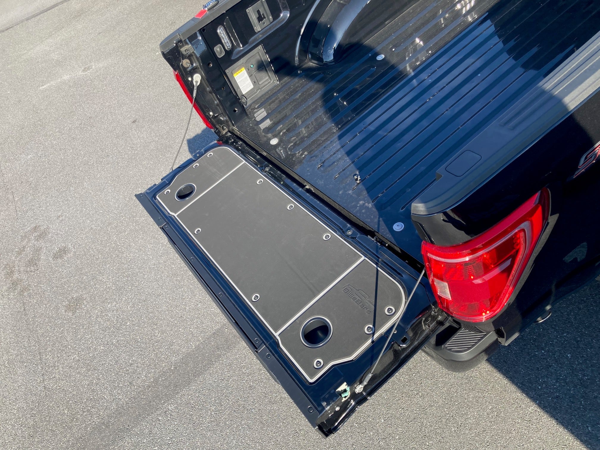 BillieBars Tailgate Cover – Ford F-150 Workbench Tailgate