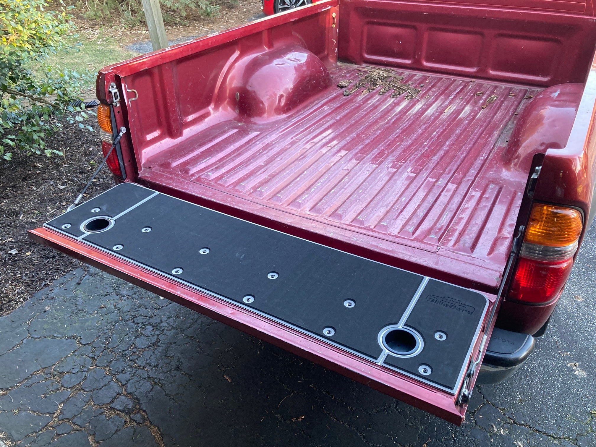 BillieBars Tailgate Cover – 1st Gen Tacoma (1995–2004)