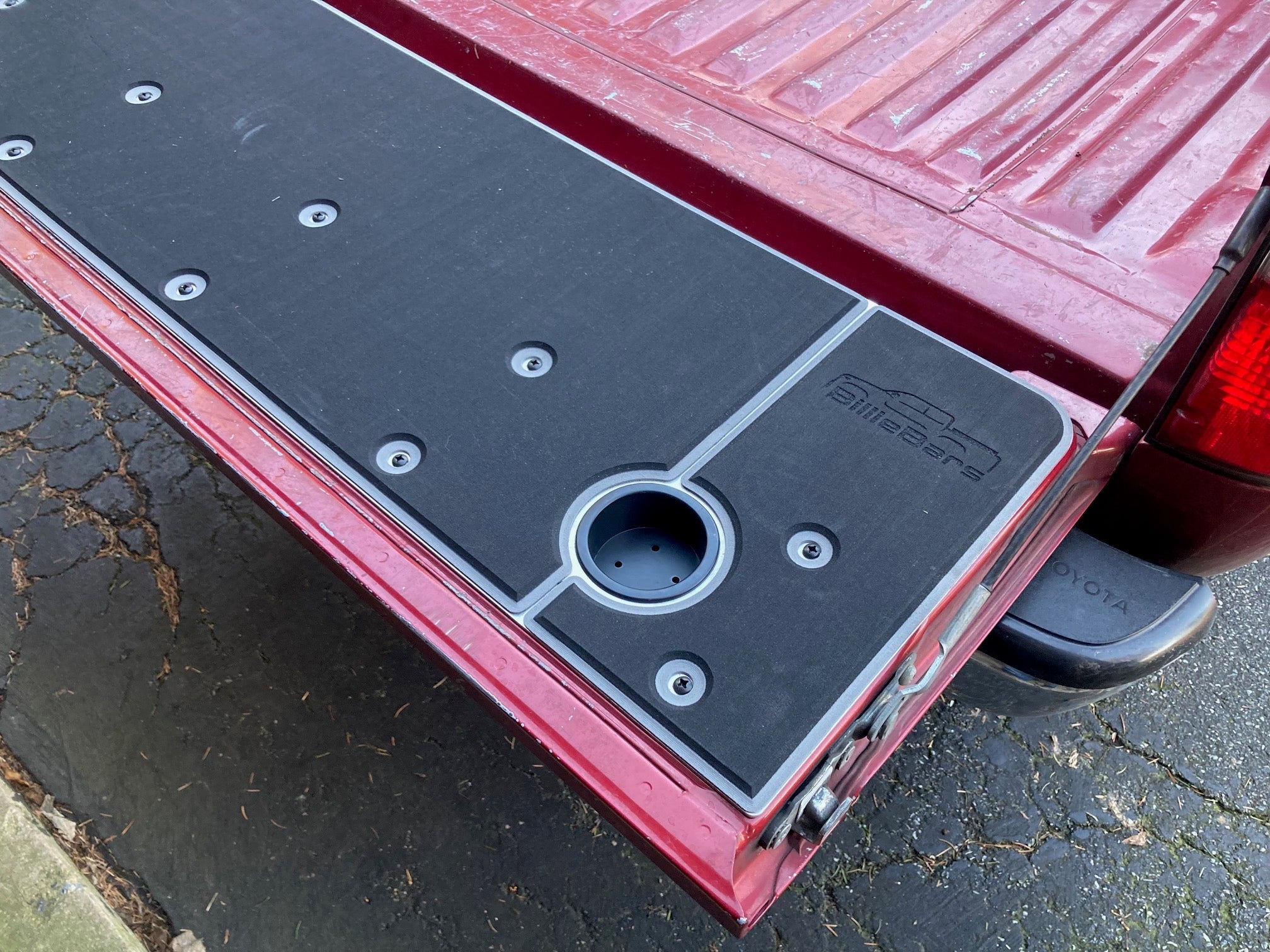 BillieBars Tailgate Cover – 1st Gen Tacoma (1995–2004)