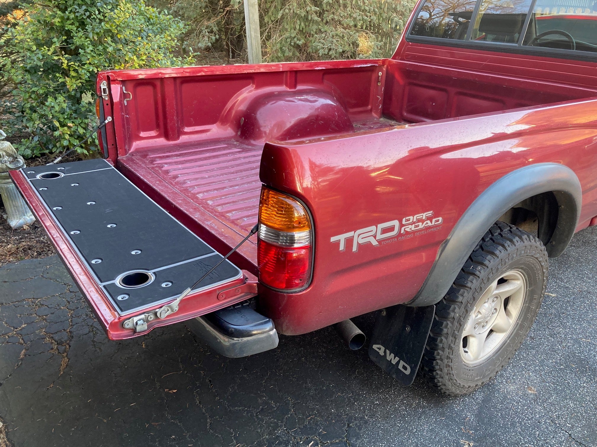 BillieBars Tailgate Cover – 1st Gen Tacoma (1995–2004)