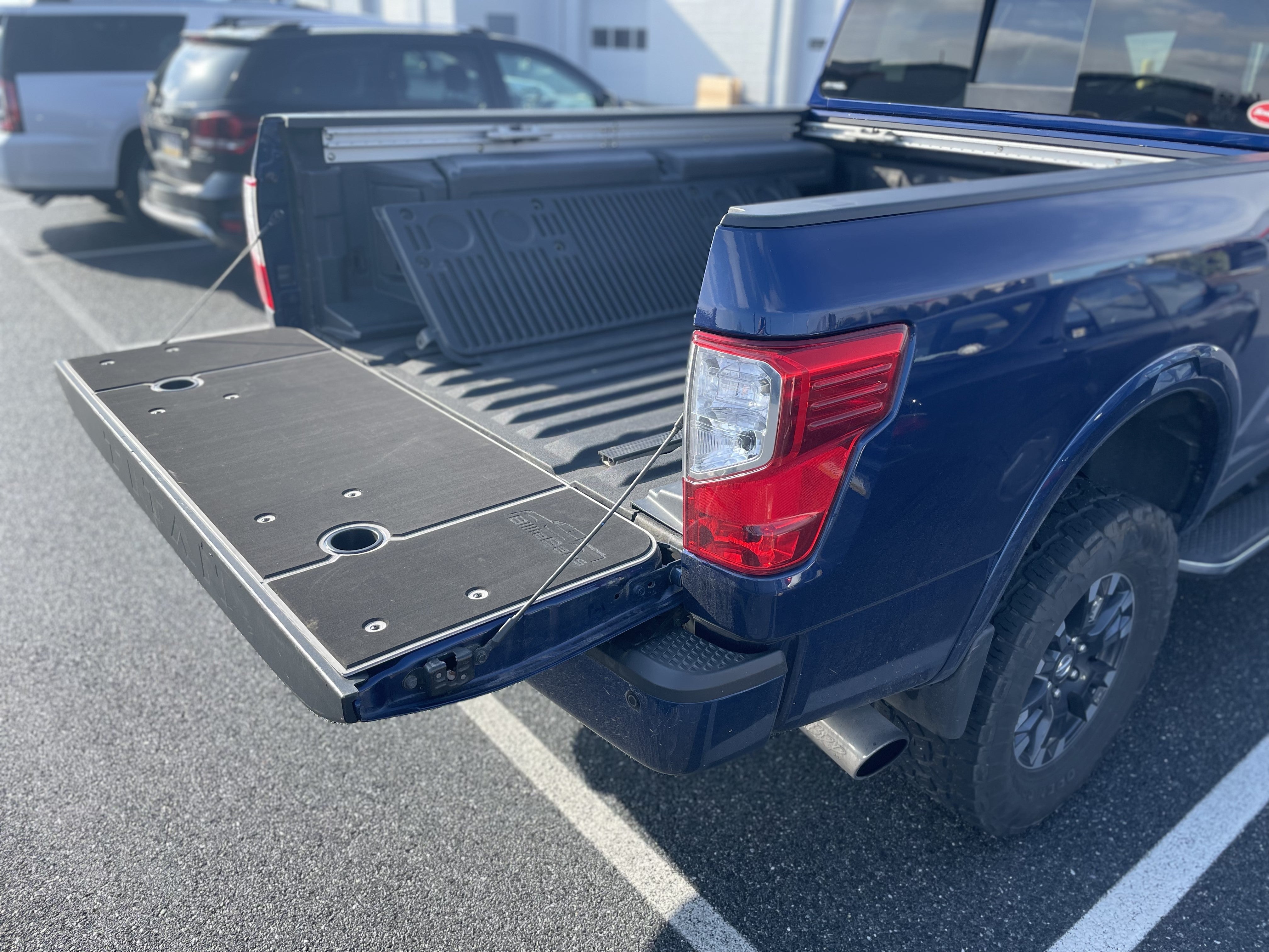BillieBars Tailgate Cover – Nissan Titan (2004–2026)