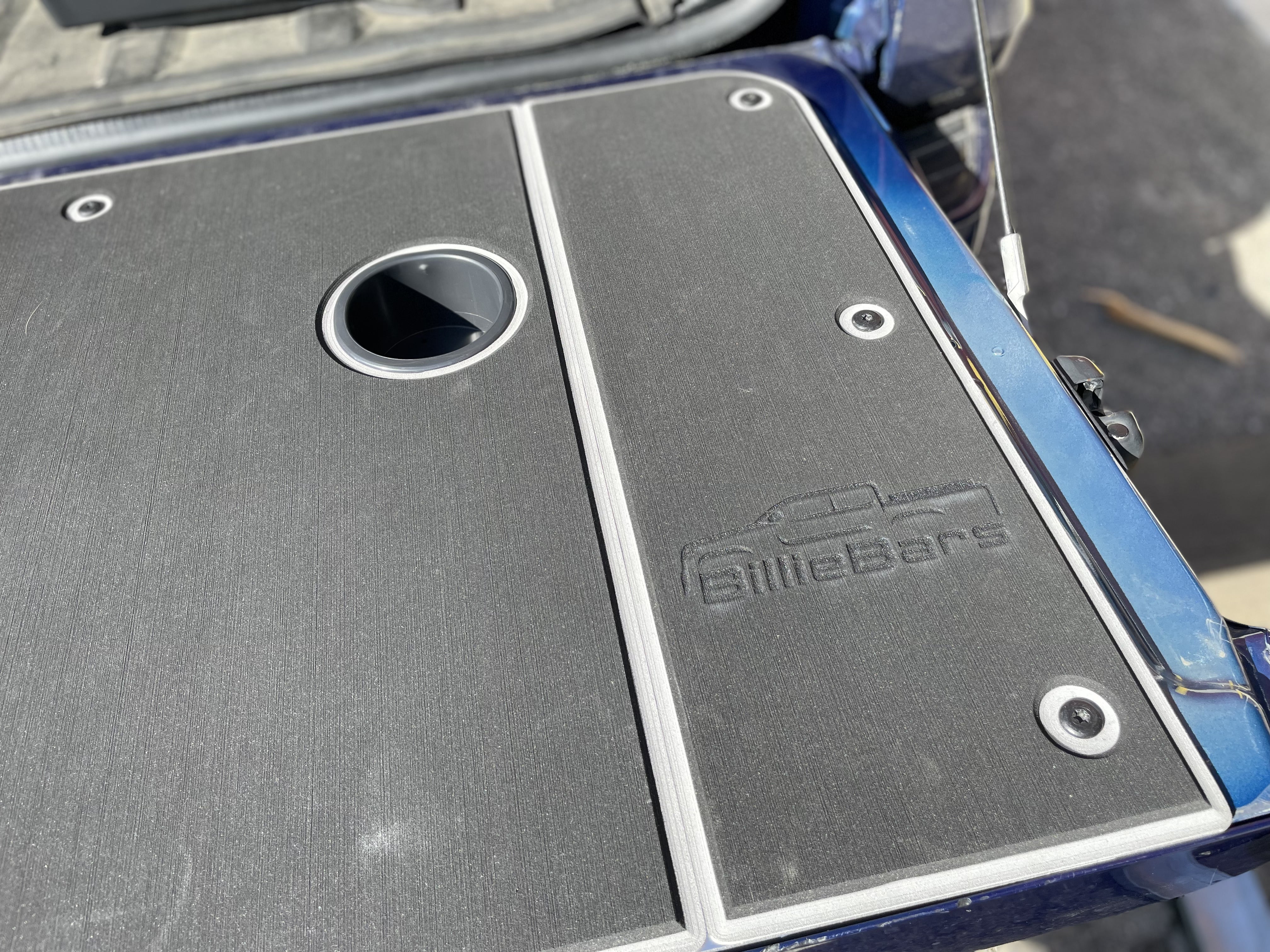 BillieBars Tailgate Cover – Avalanche (2007+)
