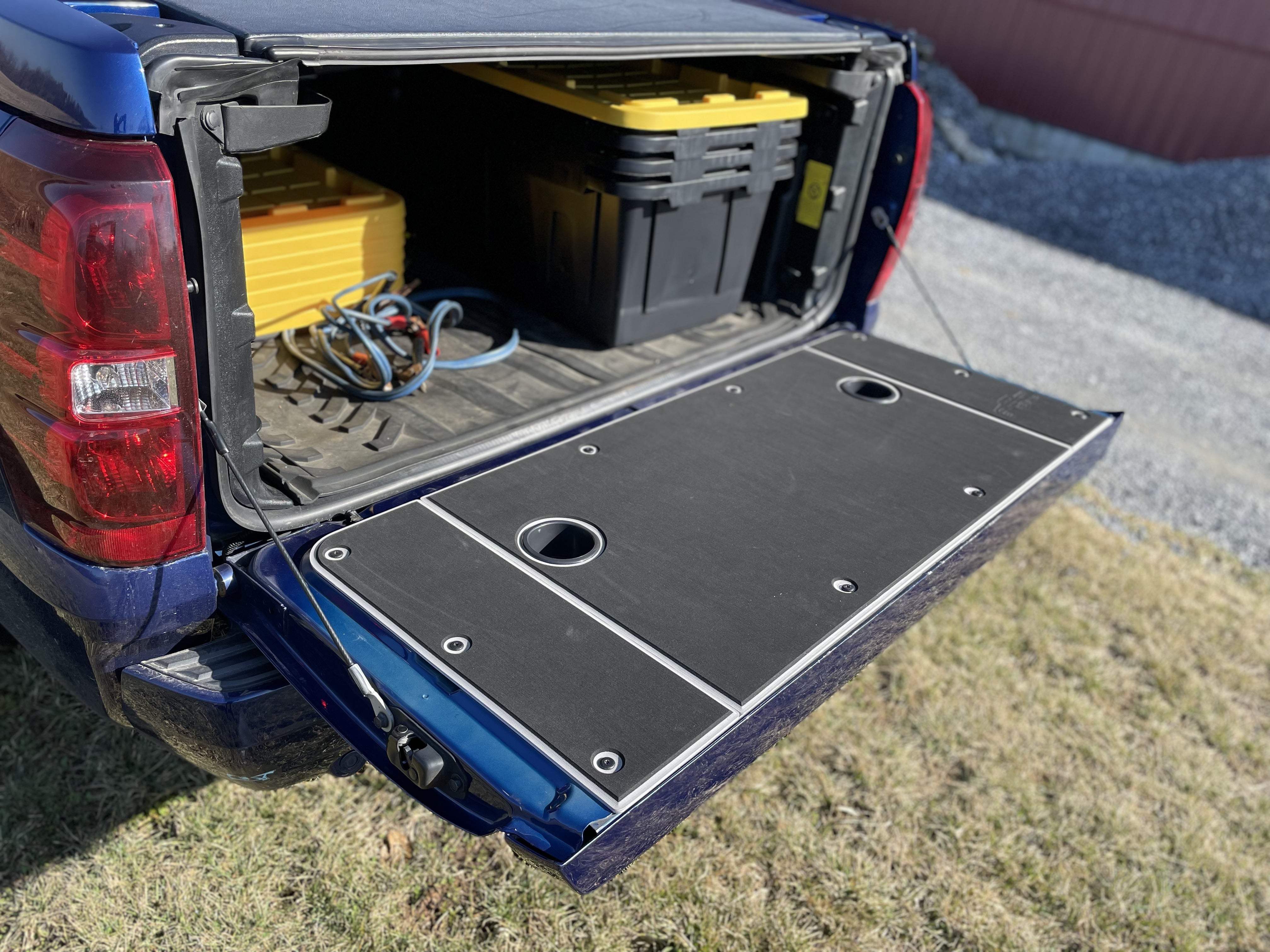 BillieBars Tailgate Cover – Avalanche (2007+)