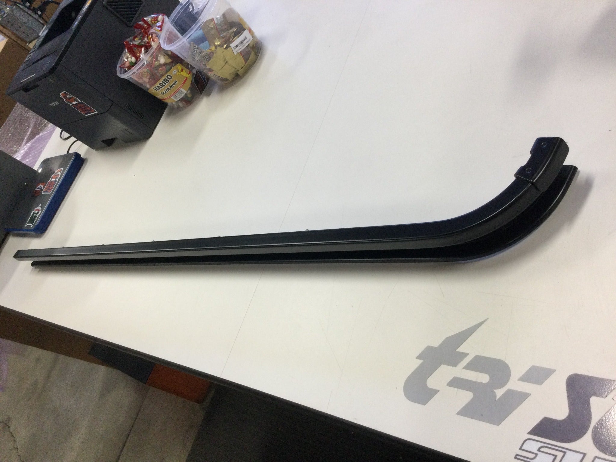Stealth Black Sliding Door Track for Mercedes Sprinter – Fits VS30 (2019+) & NCV3 (2007–2018)