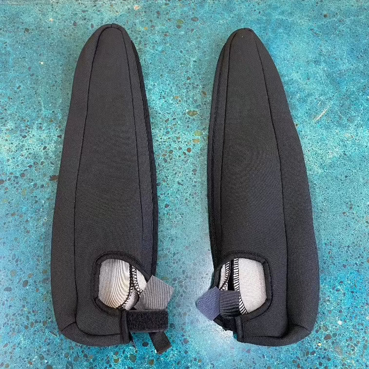 Mercedes Sprinter 907 Armrest Covers – Neoprene Protective Covers for Factory Seats (2019–2024+)