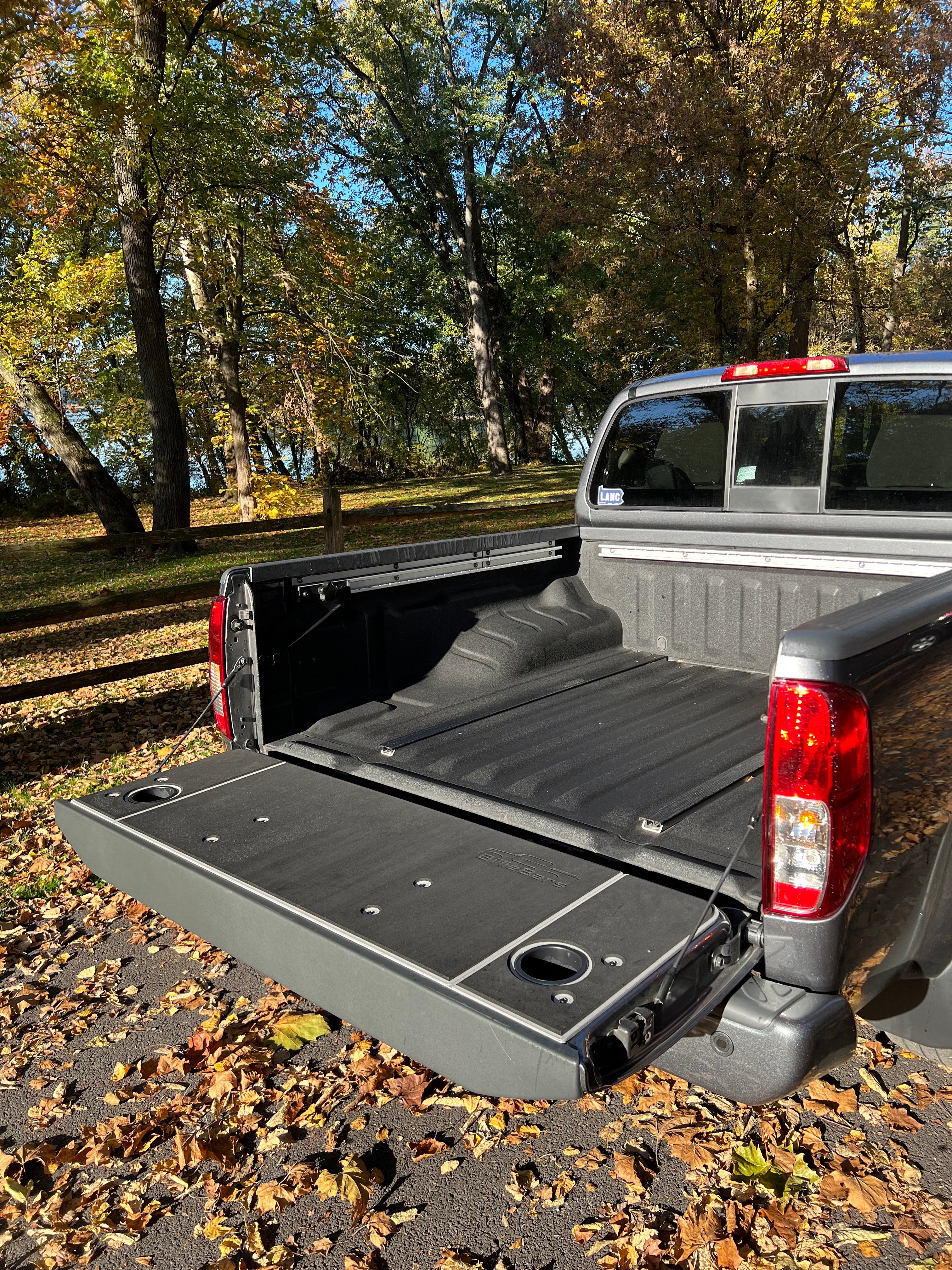 BillieBars Tailgate Cover – Nissan Frontier (1997–2021)