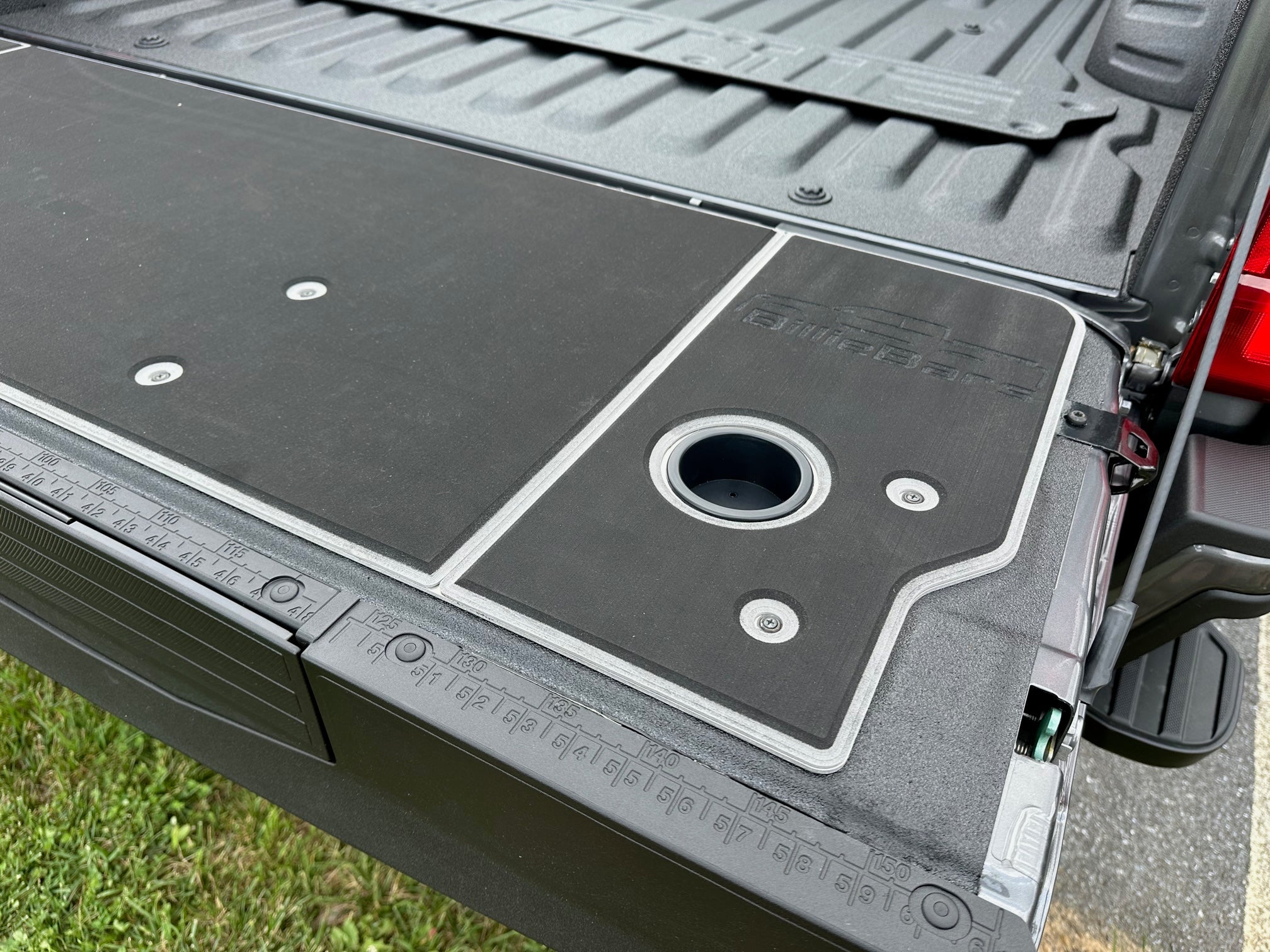 BillieBars Tailgate Cover – F250 / F350 Super Duty (2023+)