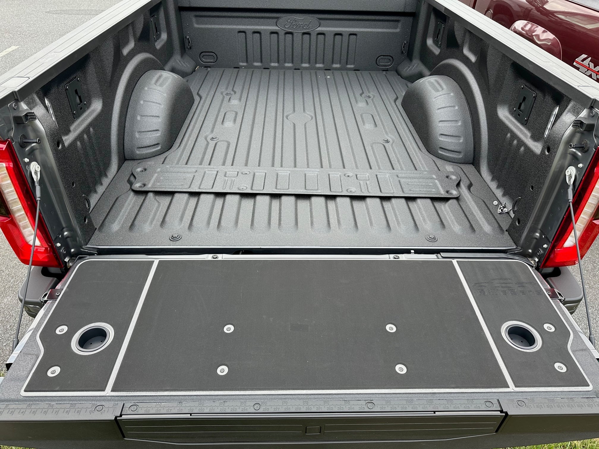 BillieBars Tailgate Cover – F250 / F350 Super Duty (2023+)