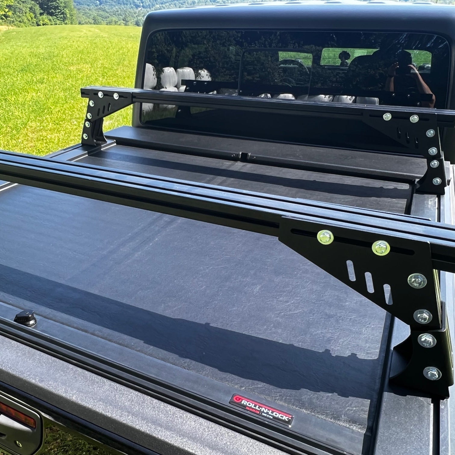 Gladiator - Bed Rack For Retractable Covers with T-slots