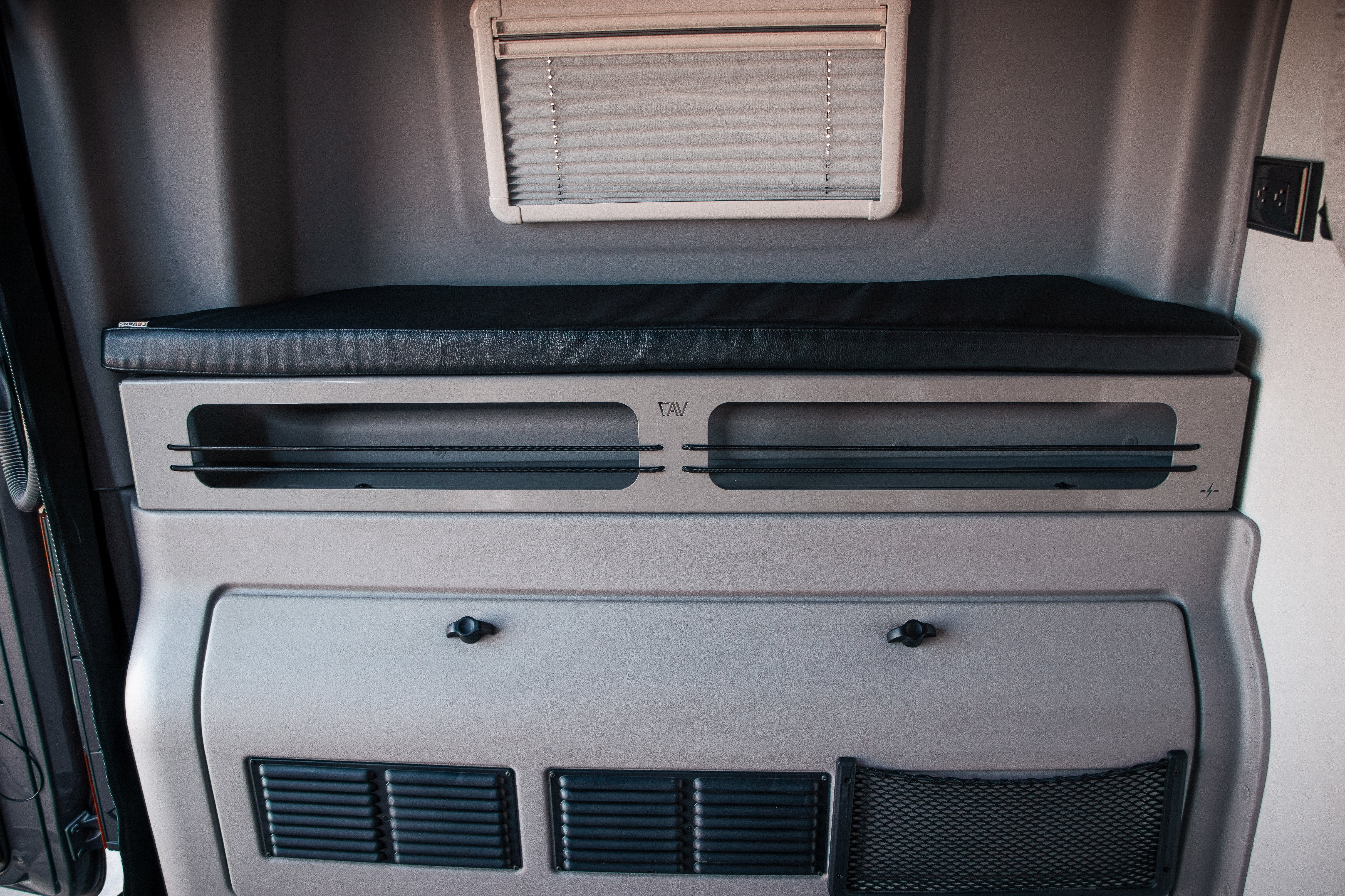 Revel 6" Bed Risers (Pair)