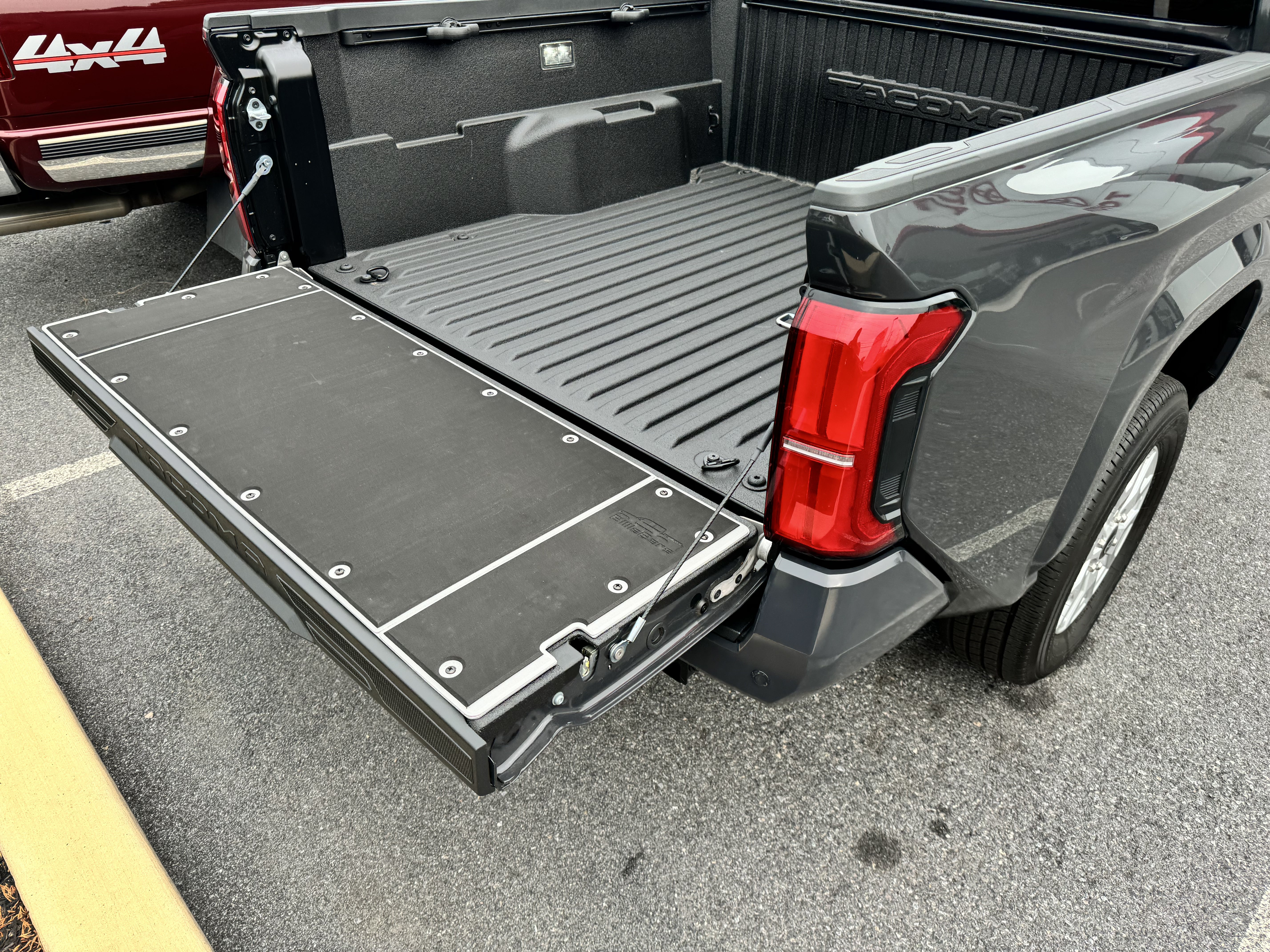 BillieBars Tailgate Cover – Tacoma (2024+)