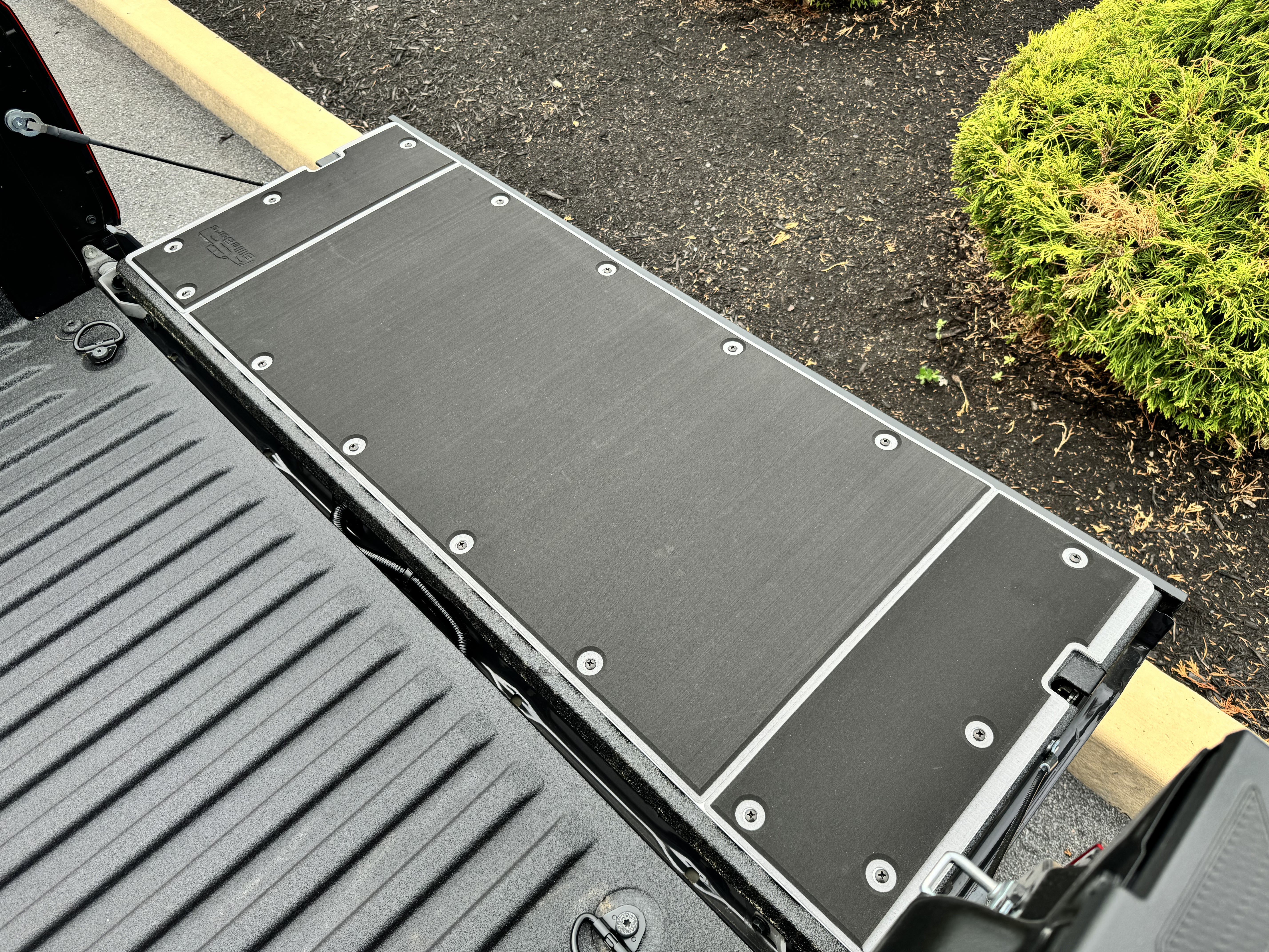 BillieBars Tailgate Cover – Tacoma (2024+)