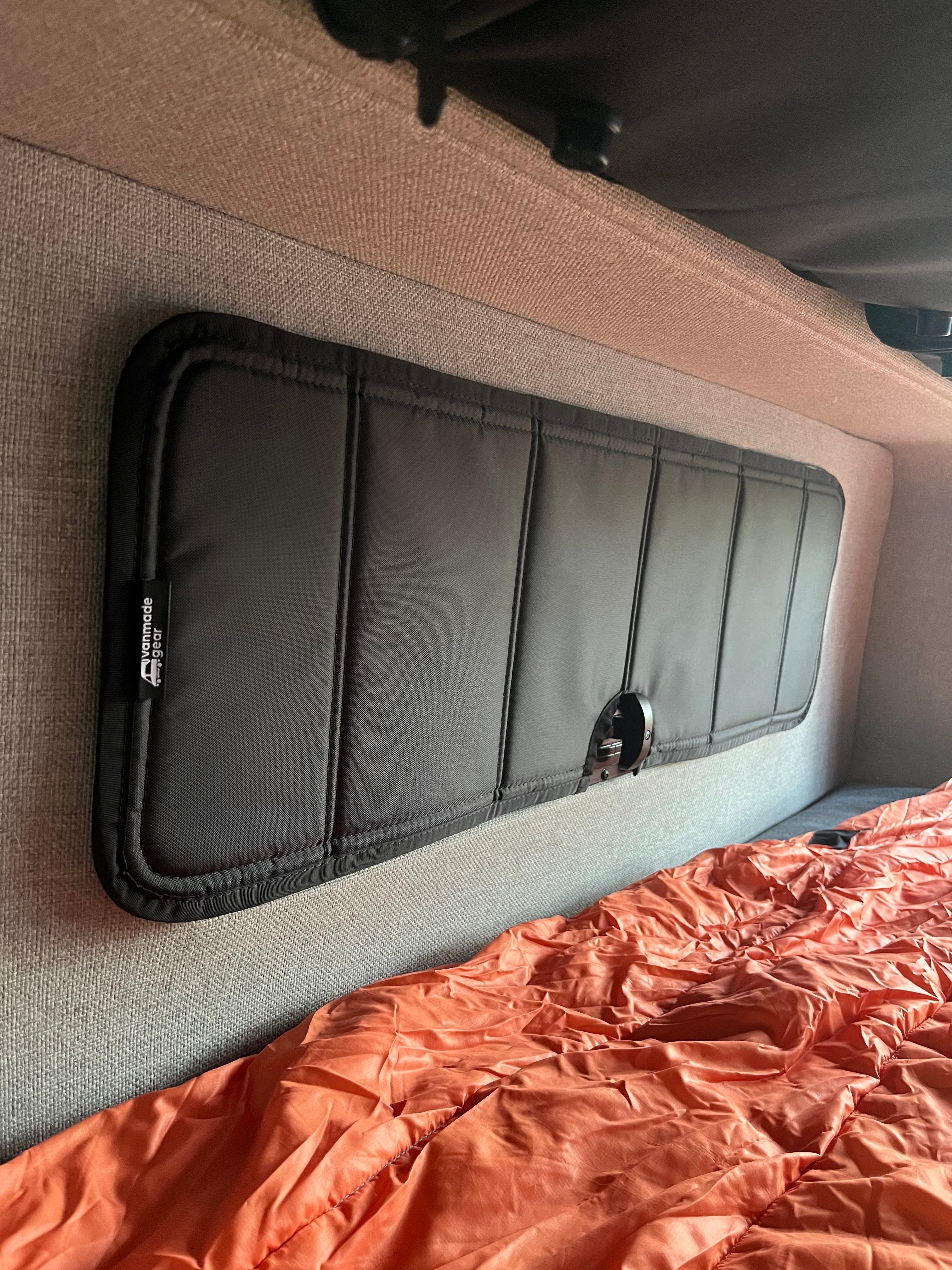 Universal - Awning Bunk Window Shade