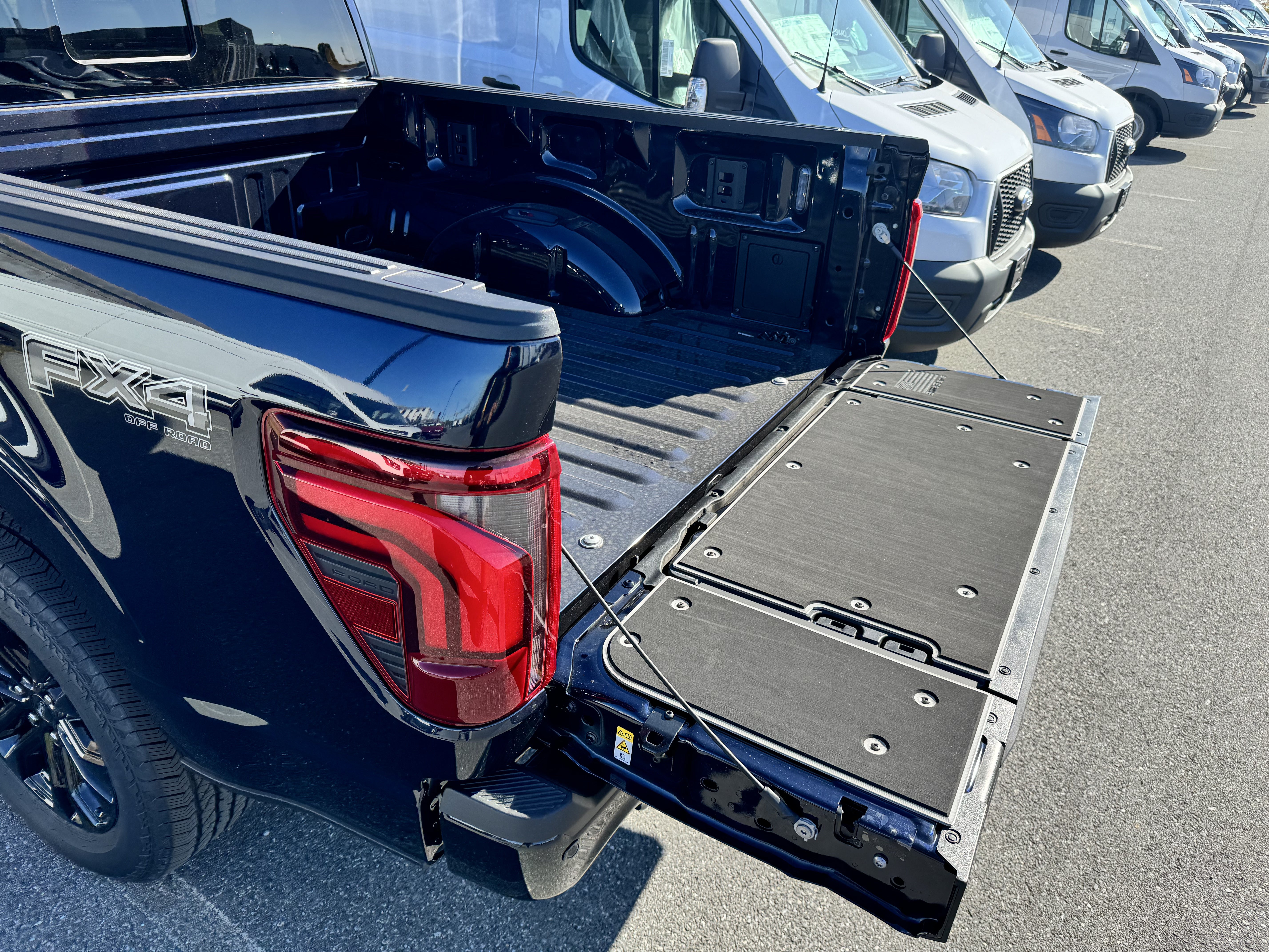 BillieBars Tailgate Cover – F150 Pro Access (Barn Door Style)