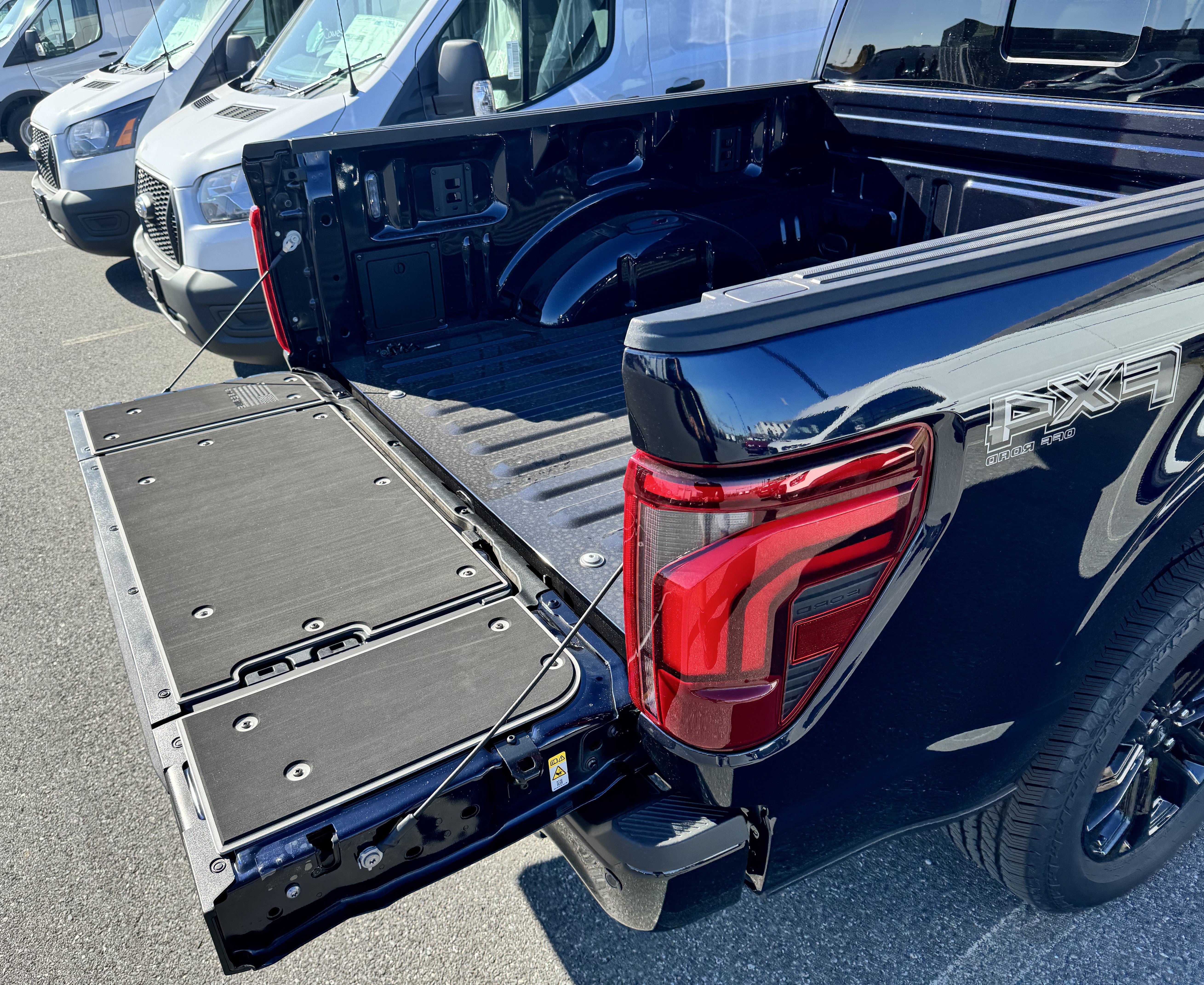 BillieBars Tailgate Cover – F150 Pro Access (Barn Door Style)