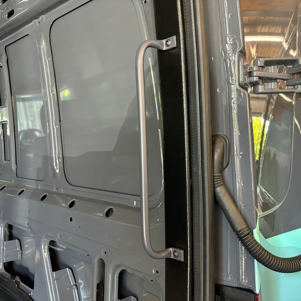 Mercedes Sprinter Rear Door Grab Handle – No-Drill Install (2007–2024)