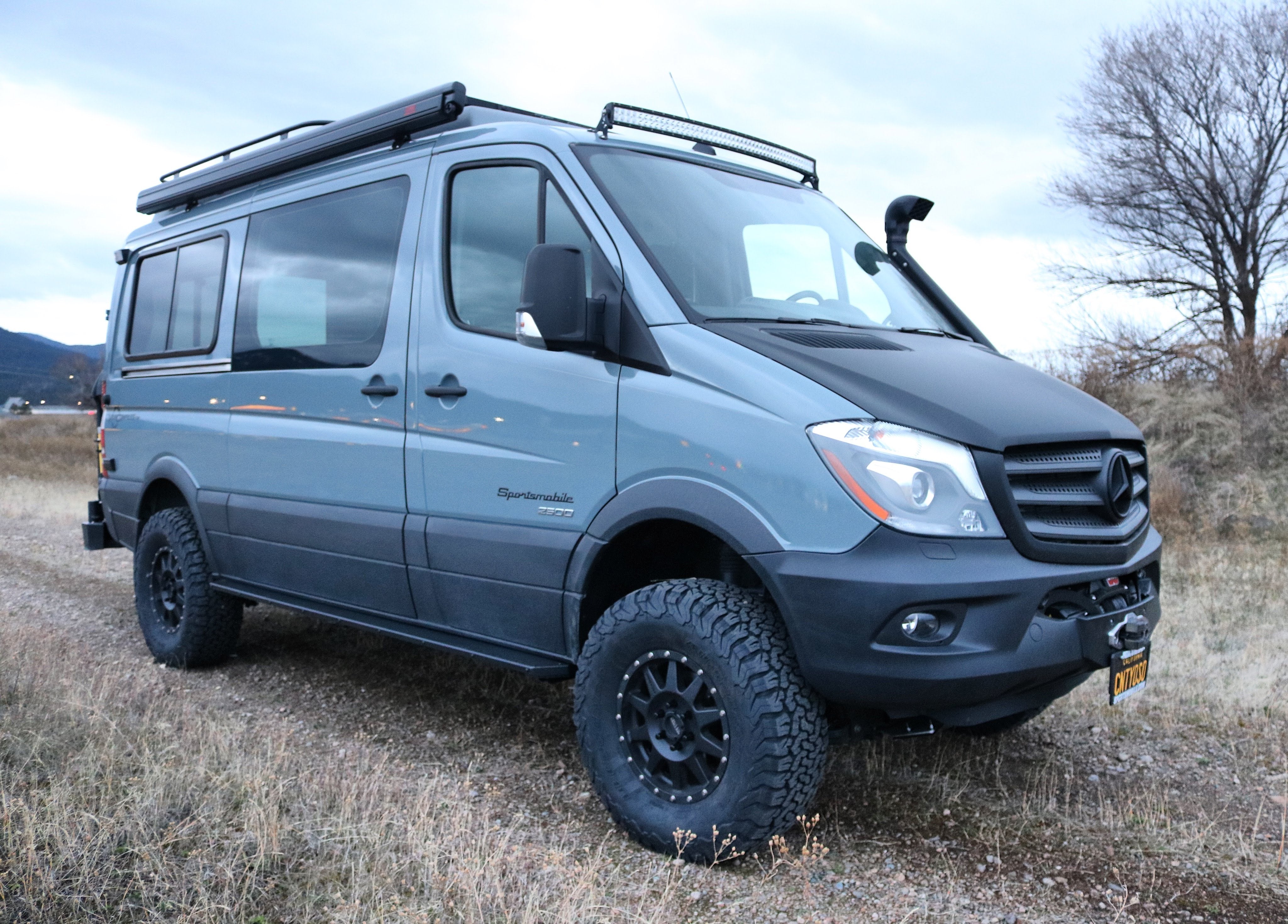 Striker 4x4 2" Lift Kit (Complete) | Sprinter 4x4 (2015–2022 2500 Single Rear Wheel)