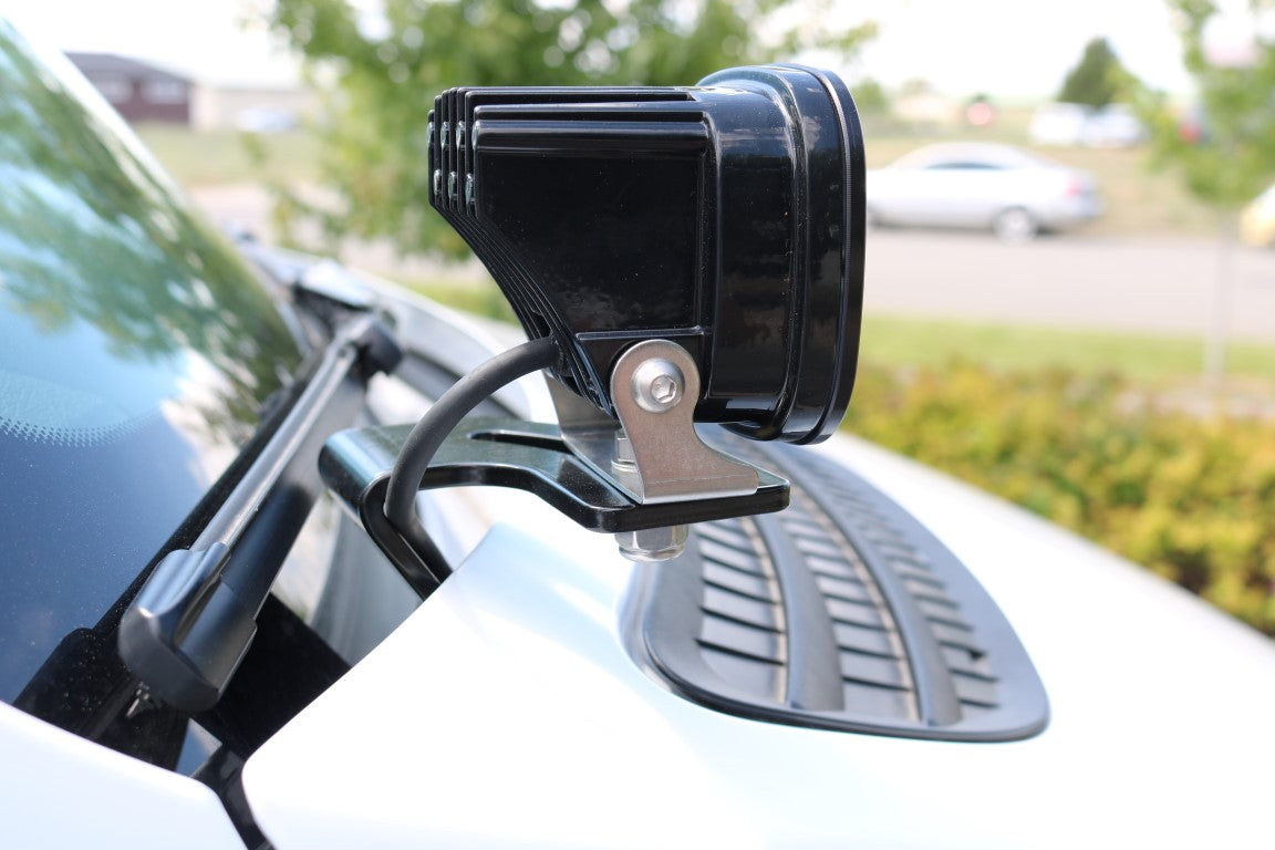 Hoodline Light Pod Mount – Sprinter (2019+)