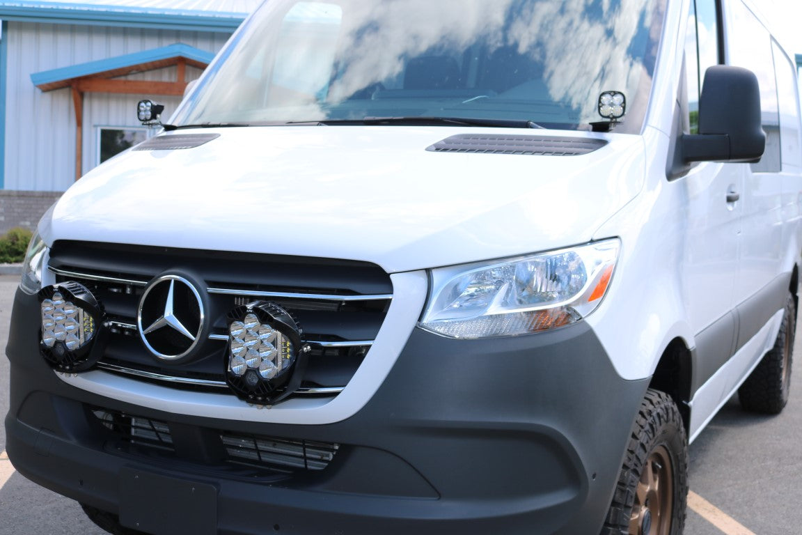 Hoodline Light Pod Mount – Sprinter (2019+)