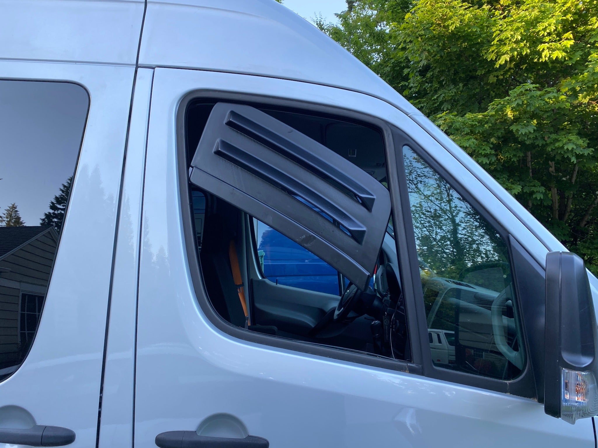 Bug Barrier Window Vent for Sprinter, Transit & ProMaster Vans – Screened Vent Insert (Pair)
