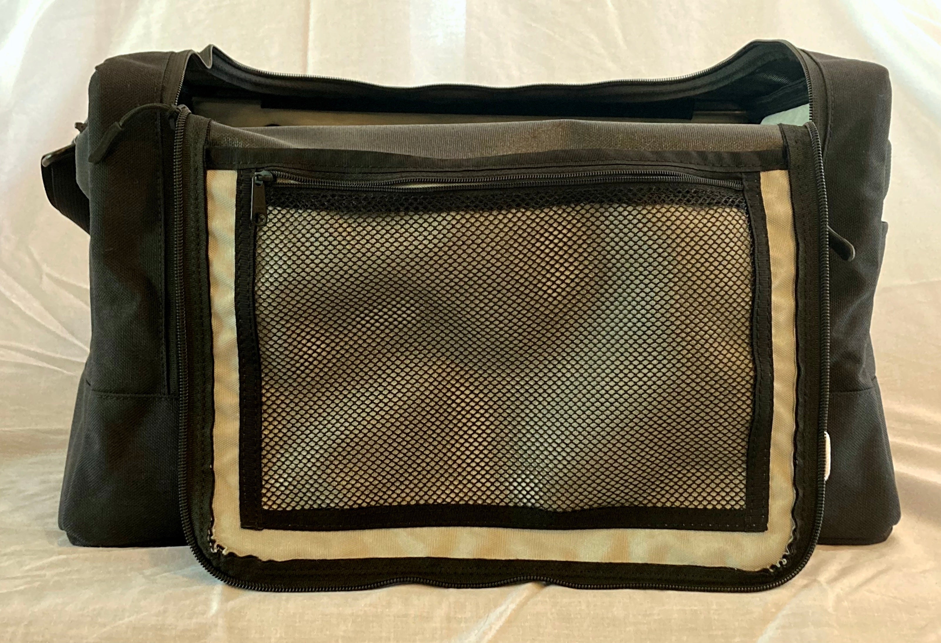 Van Wife Components 18" Hanging Storage Bag – Medium Overland Van Organizer