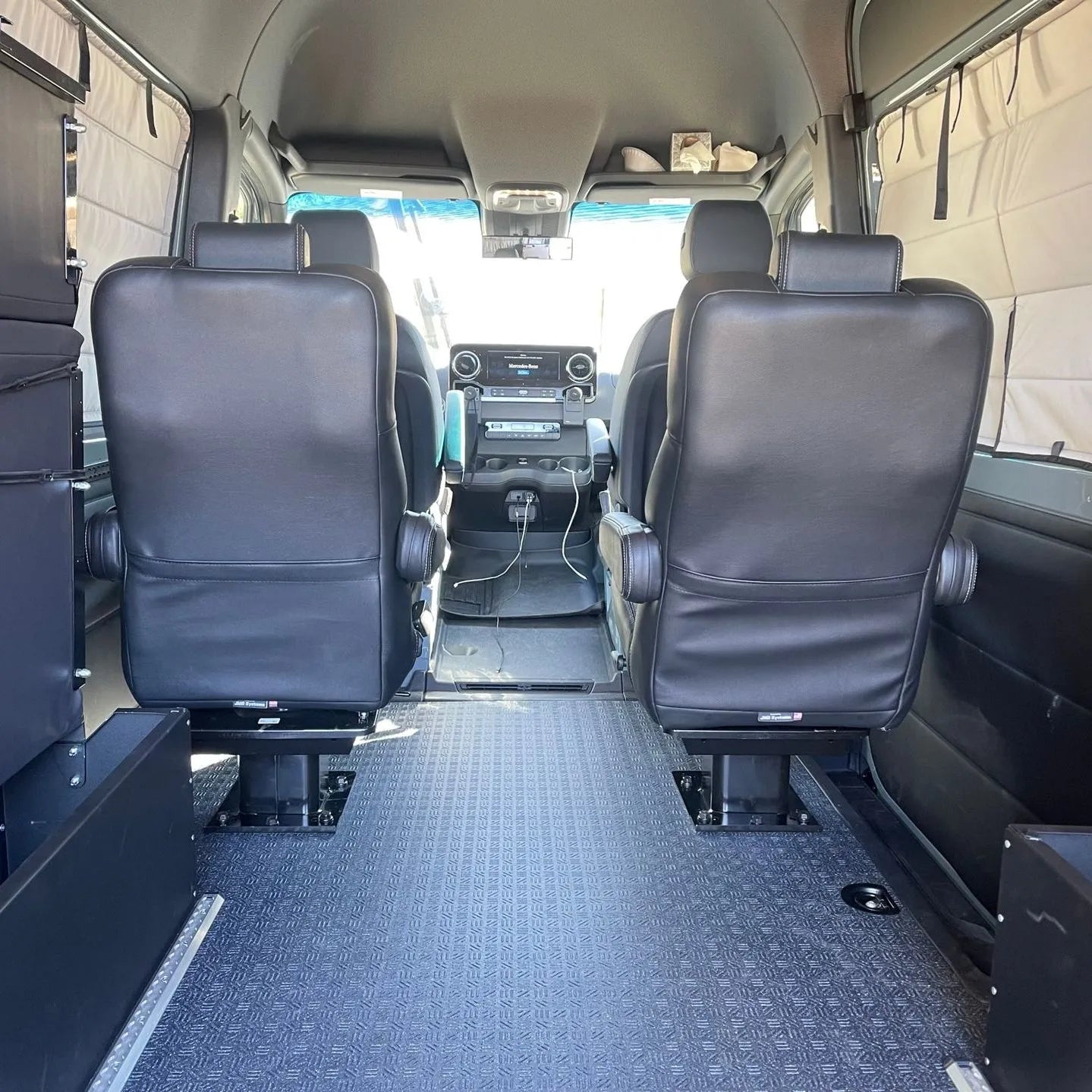 JMG Systems Nex-Gen Swivel Captain Chair + Mounting Kit