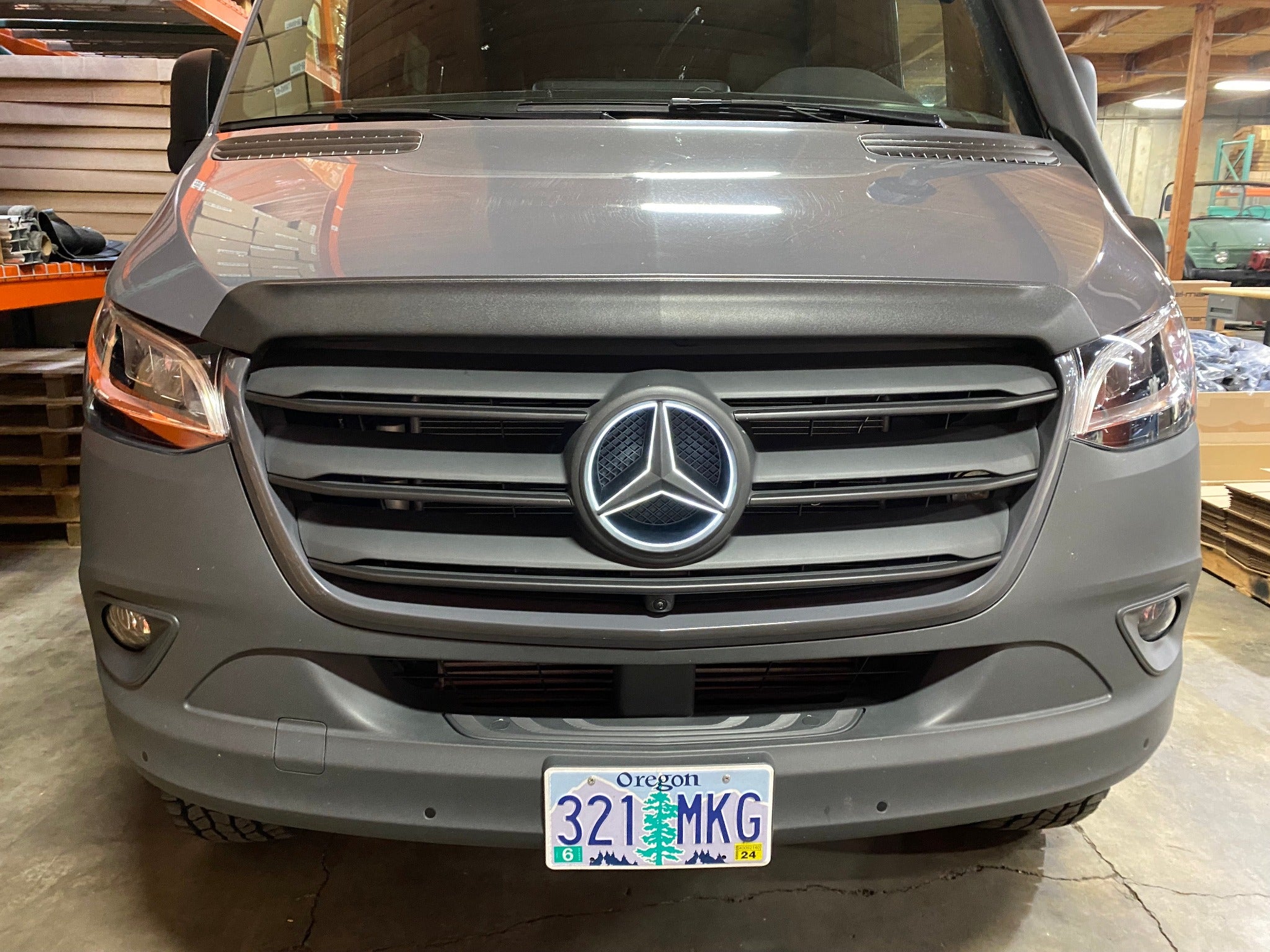 LED Grille Emblem for Mercedes Sprinter 907 – Illuminated Star for Chrome Grille (2019+)