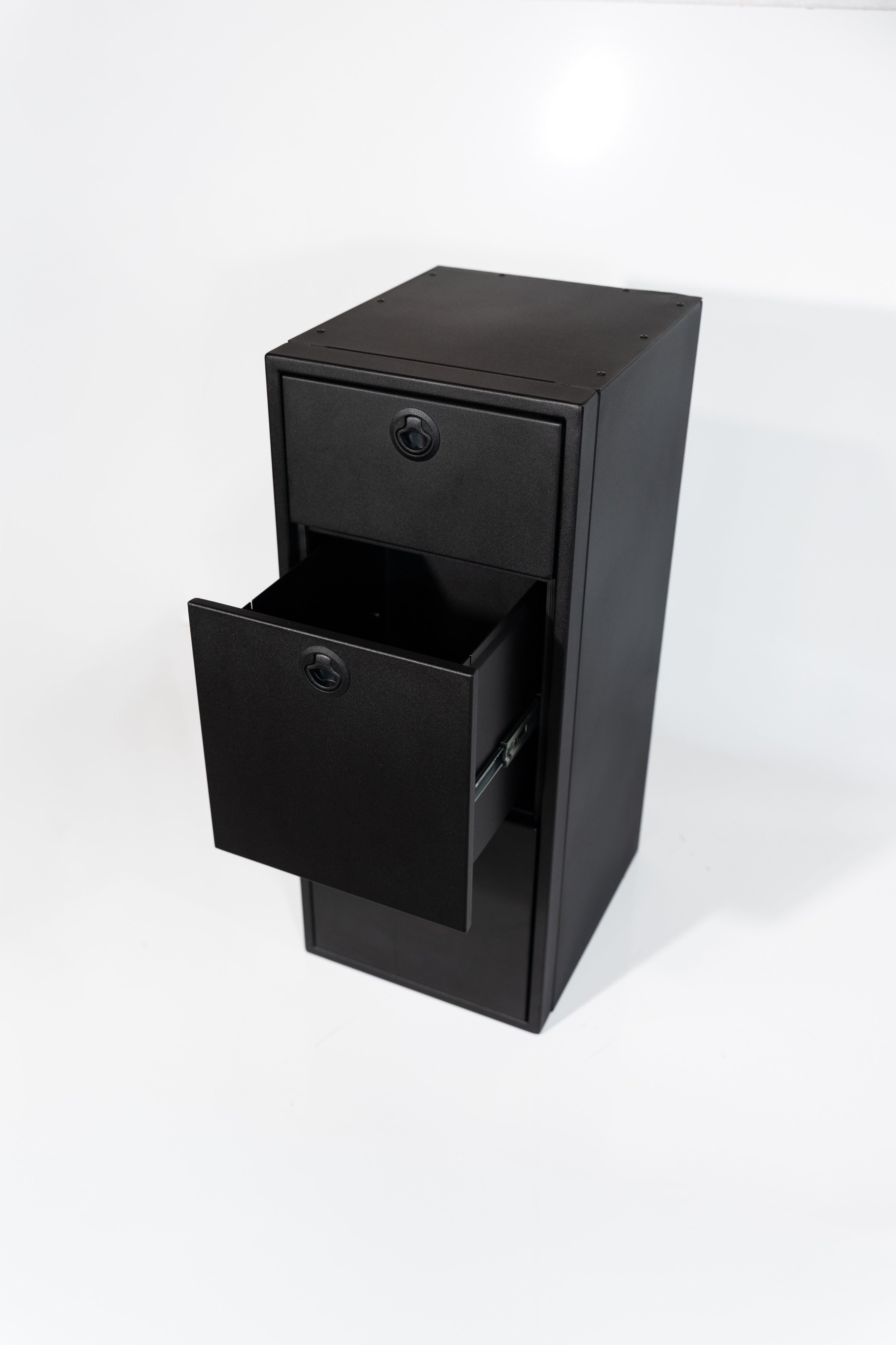 Van Wife Components 15" Three Drawer Base Cabinet – Shallow Powder Coated Aluminum