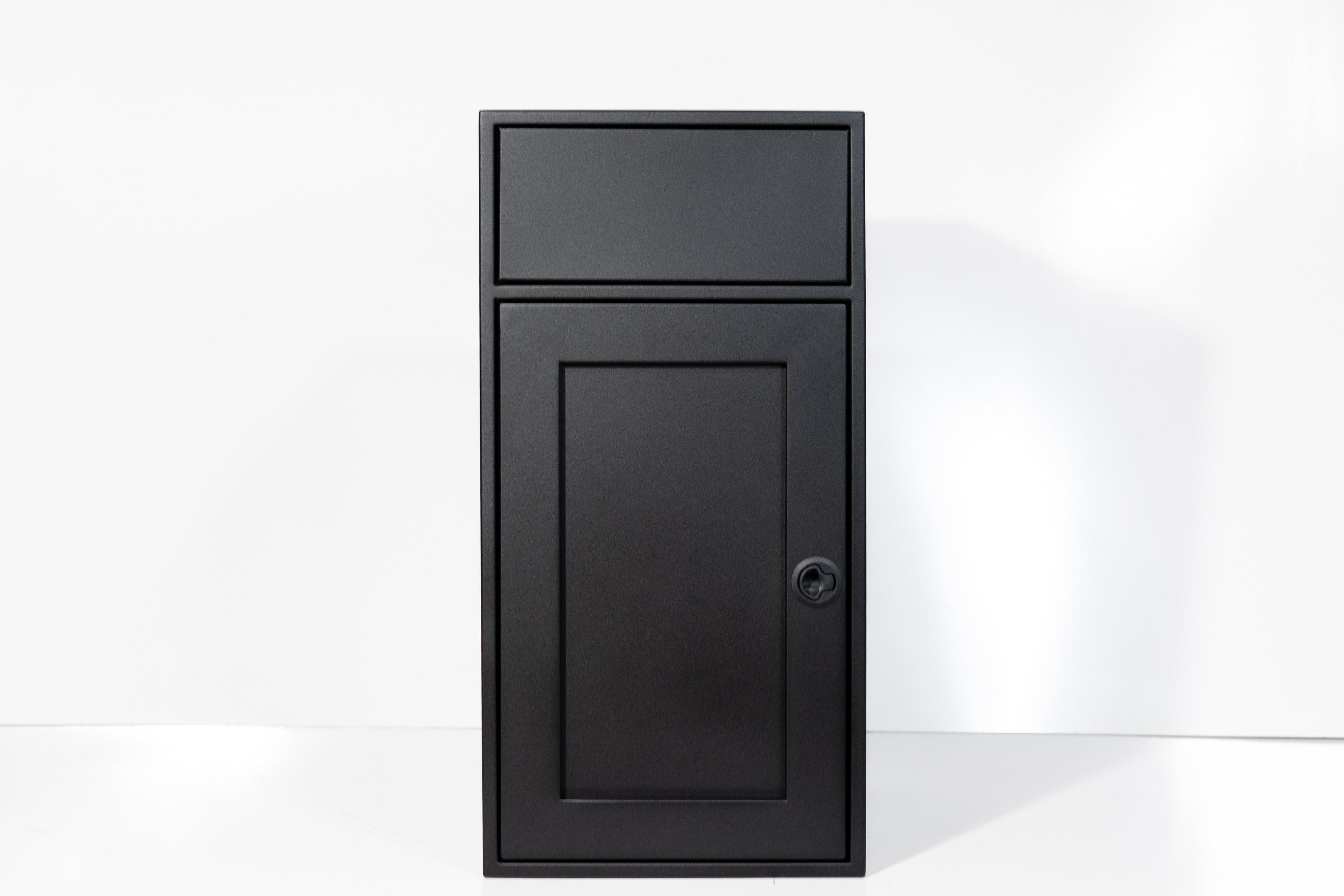 Van Wife Components 18" Sink Base Cabinet – Powder Coated Aluminum Van Cabinet