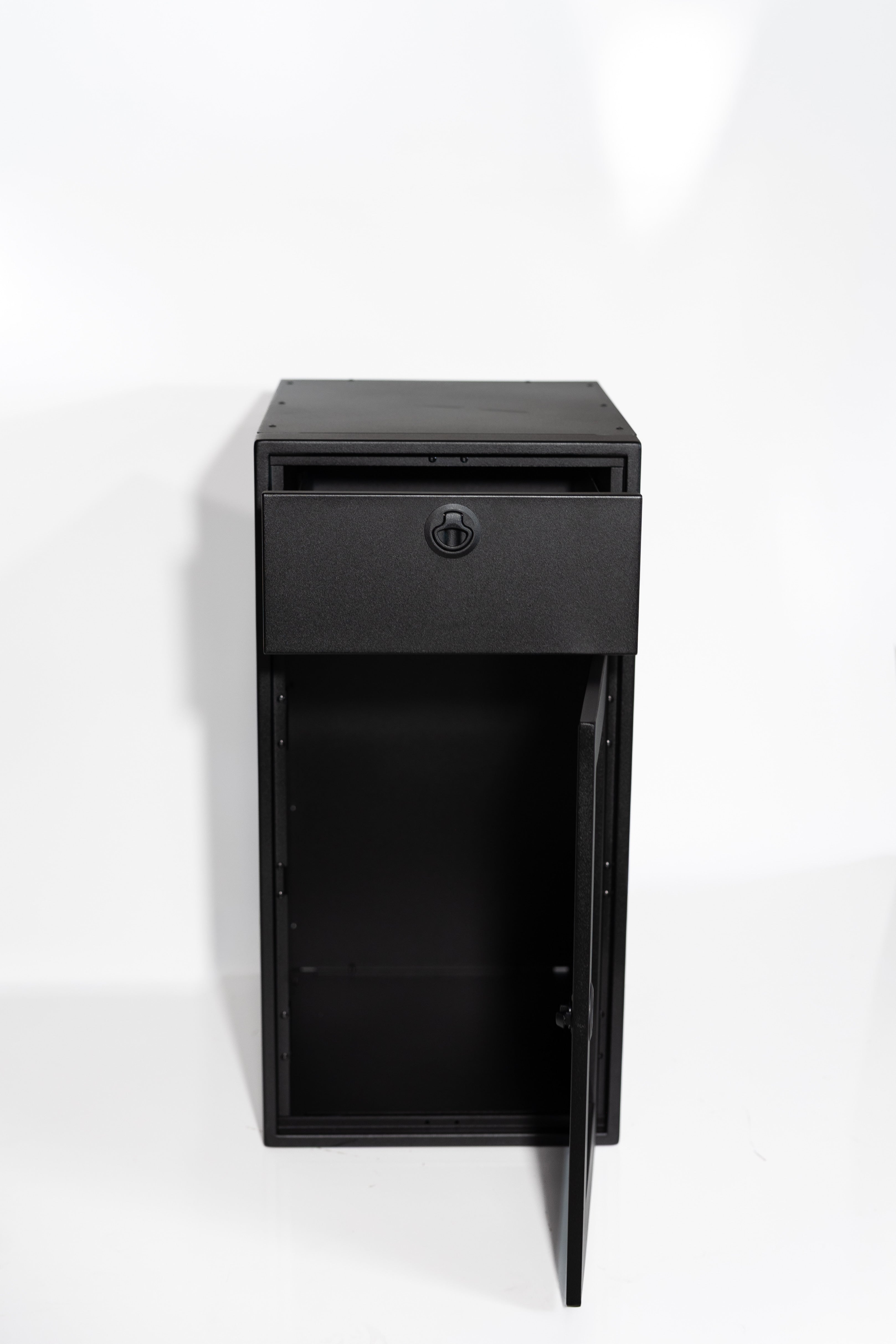 Van Wife Components 18" Base Cabinet – One Door & One Drawer Powder Coated Aluminum