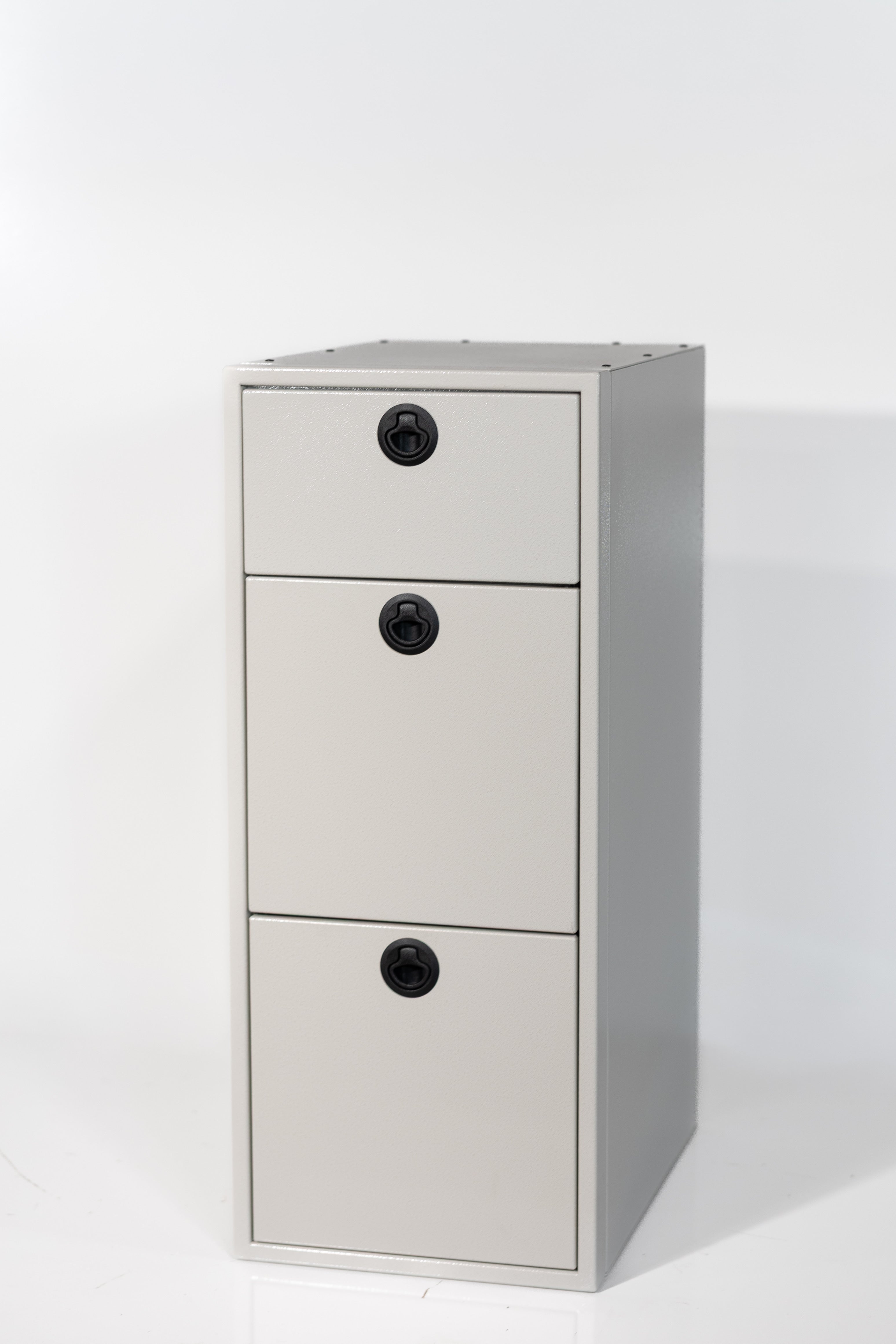 Van Wife Components 15" Three Drawer Base Cabinet – Shallow Powder Coated Aluminum