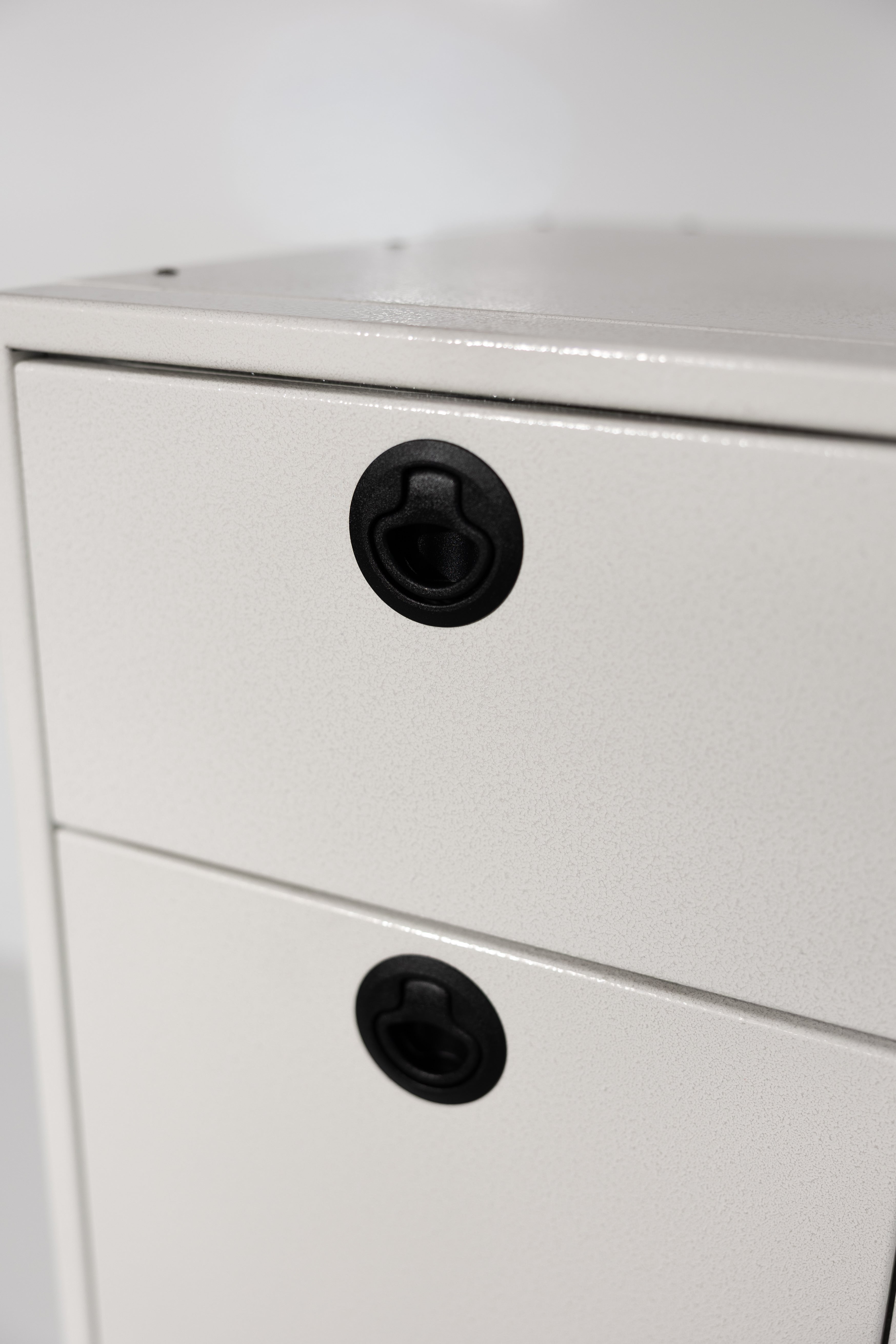 Van Wife Components 15" Three Drawer Base Cabinet – Shallow Powder Coated Aluminum