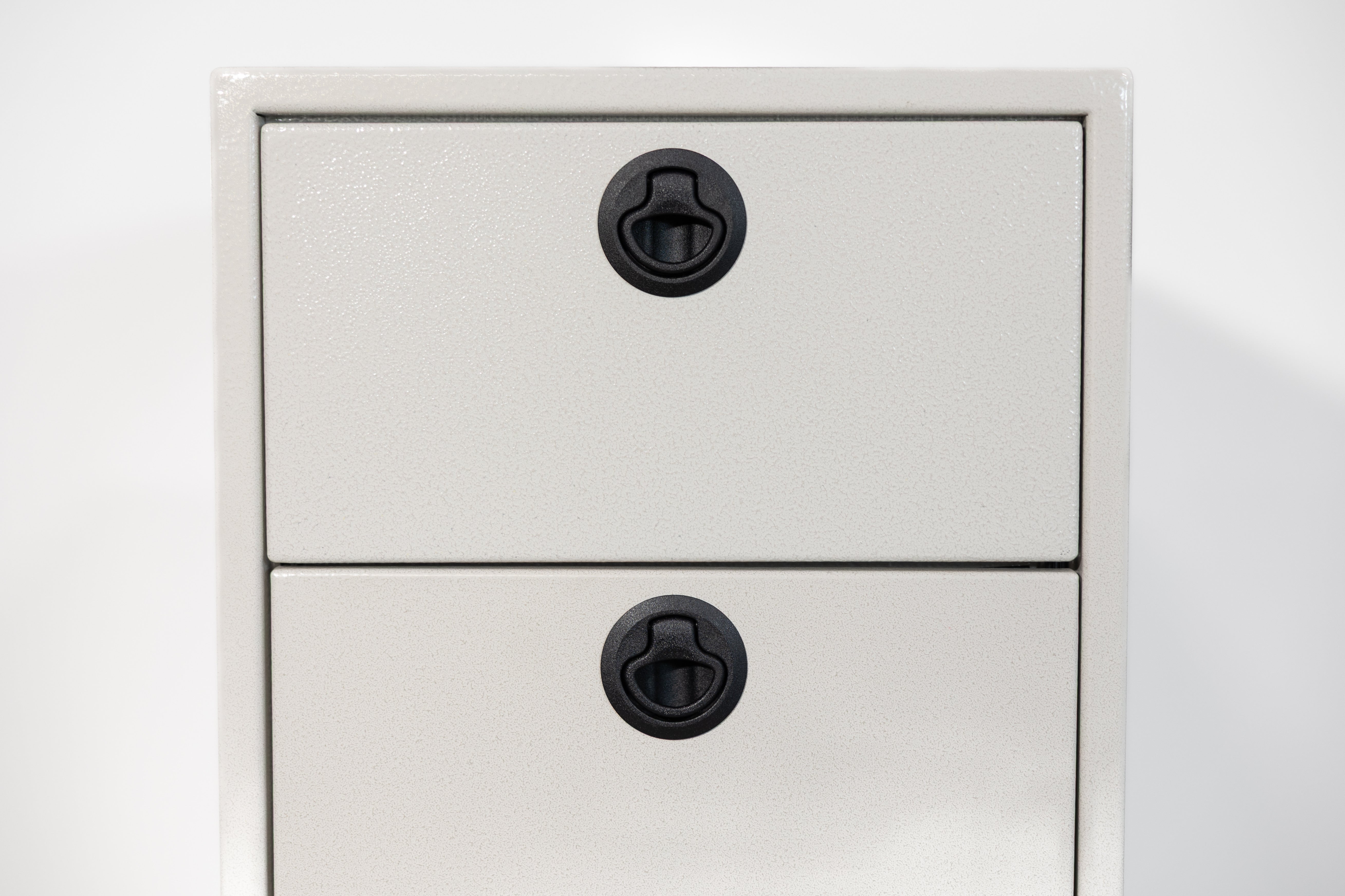 Van Wife Components 15" Three Drawer Base Cabinet – Shallow Powder Coated Aluminum