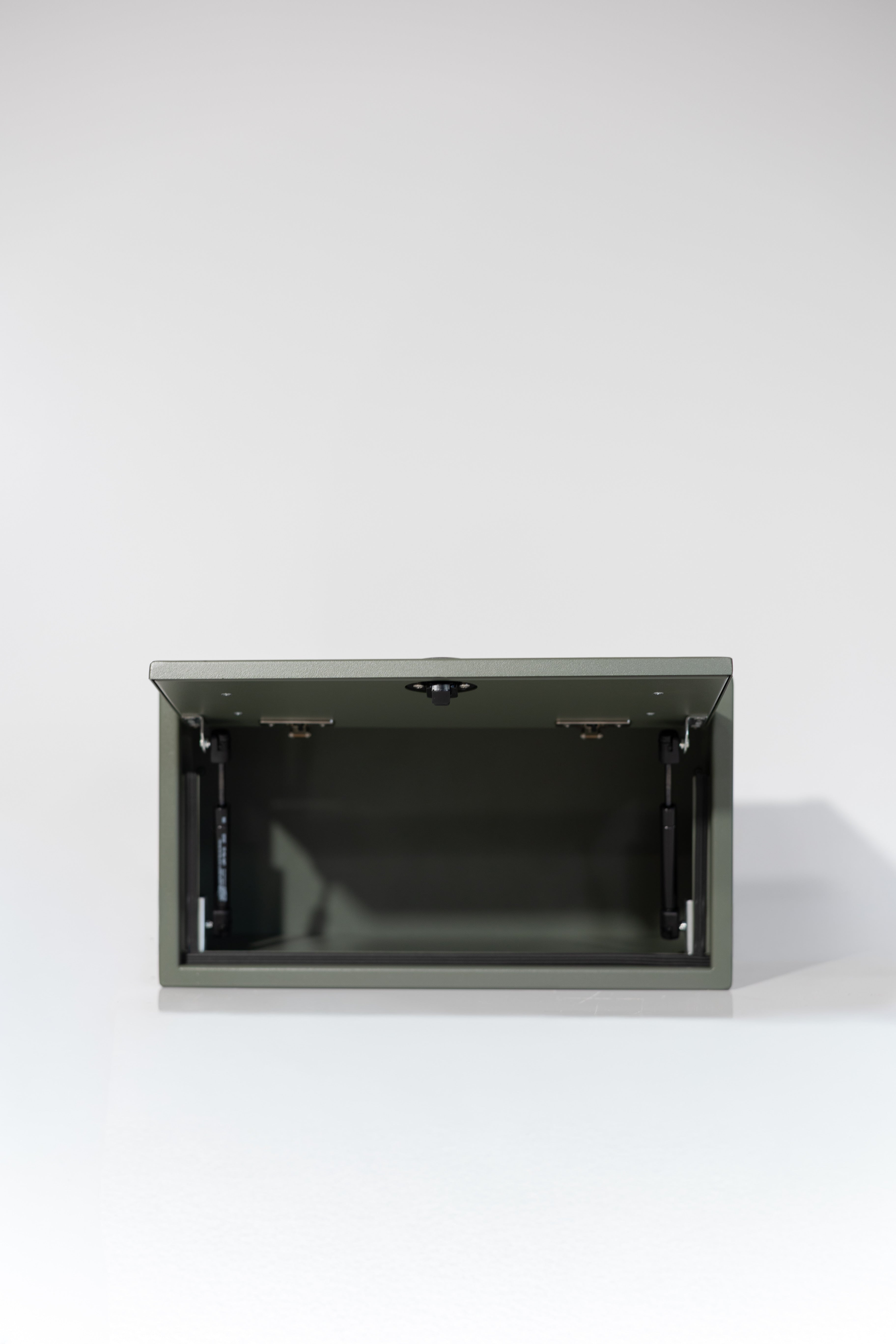 Van Wife Components 20" Ekko Upper Cabinet – Foot of Bed (Powder Coated Aluminum)