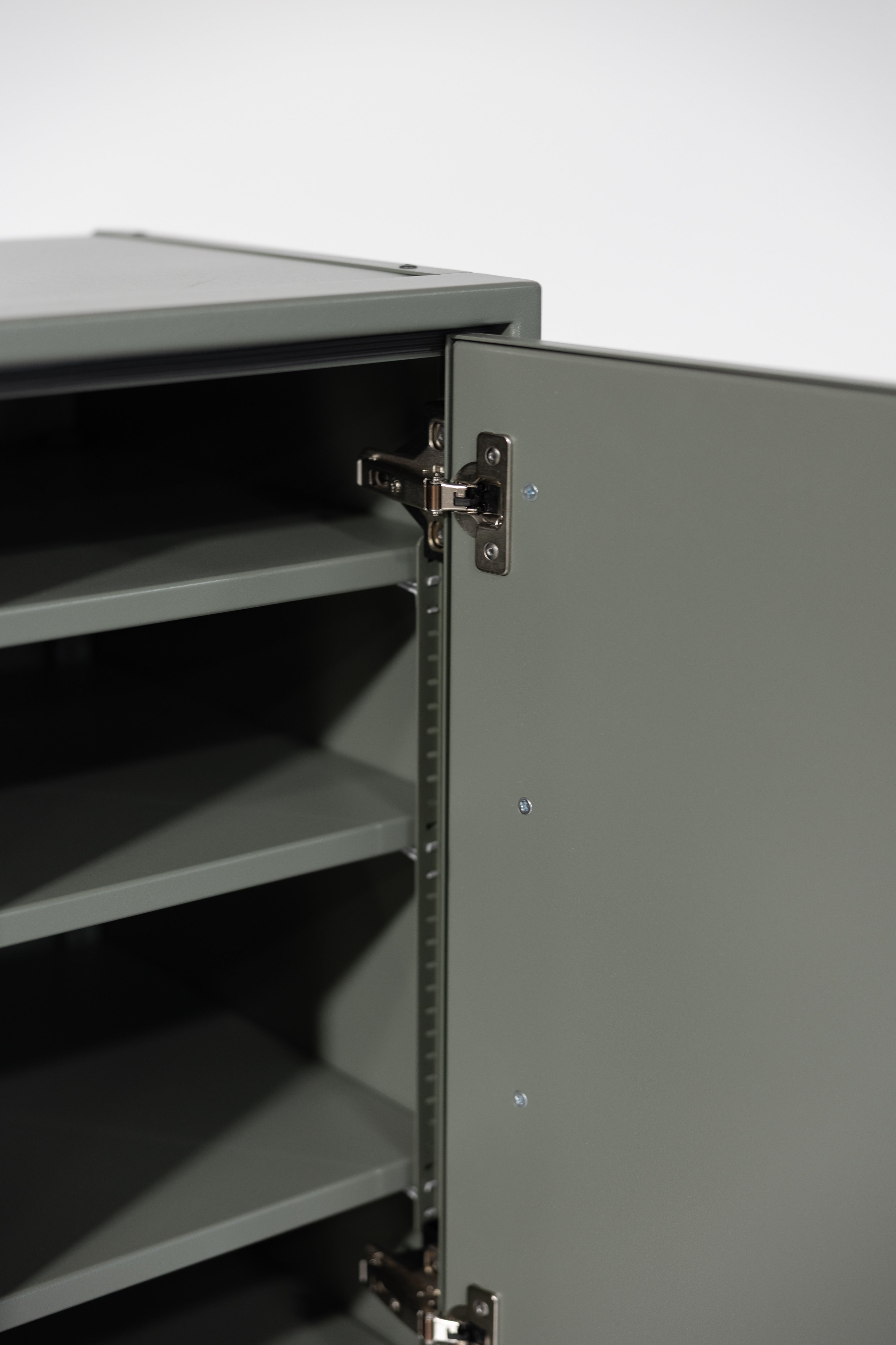 Van Wife Components 16" One Door Ekko Cabinet – Right of Microwave (Powder Coated Aluminum)