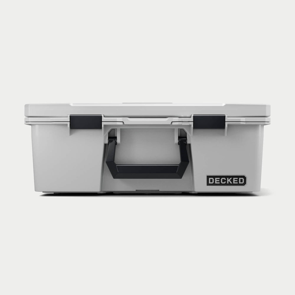 [A0020-HRAK-GRY] Front view of the Cool Gray Halfrack 32.