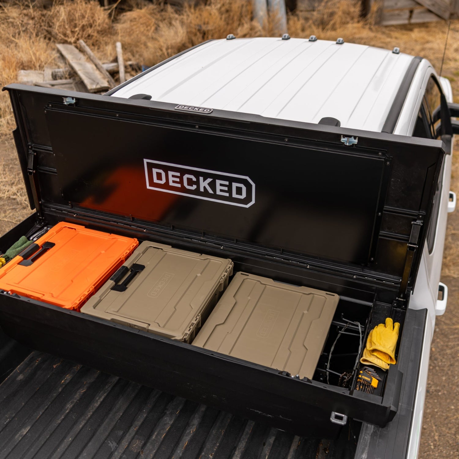 [A0020-HRAK-TAN] Tool Box with d-co cases inside.